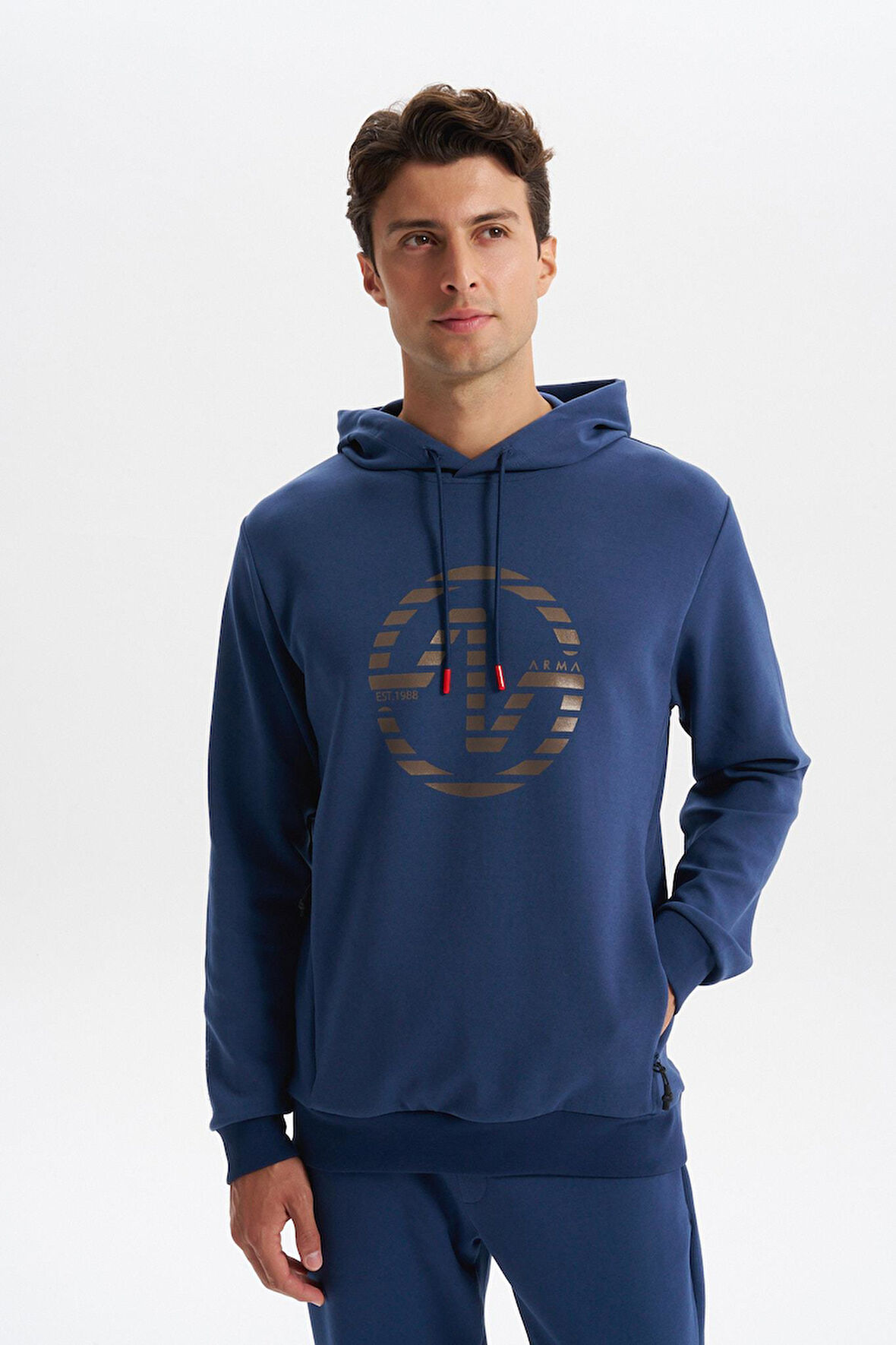 Arma Erkek Slim Fit Örme Interlok Kapüşonlu Kanguru Cepli Sweatshirt Yazı Baskılı %80 Pamuk %14 Polyester %6 Elastane K30254685302 