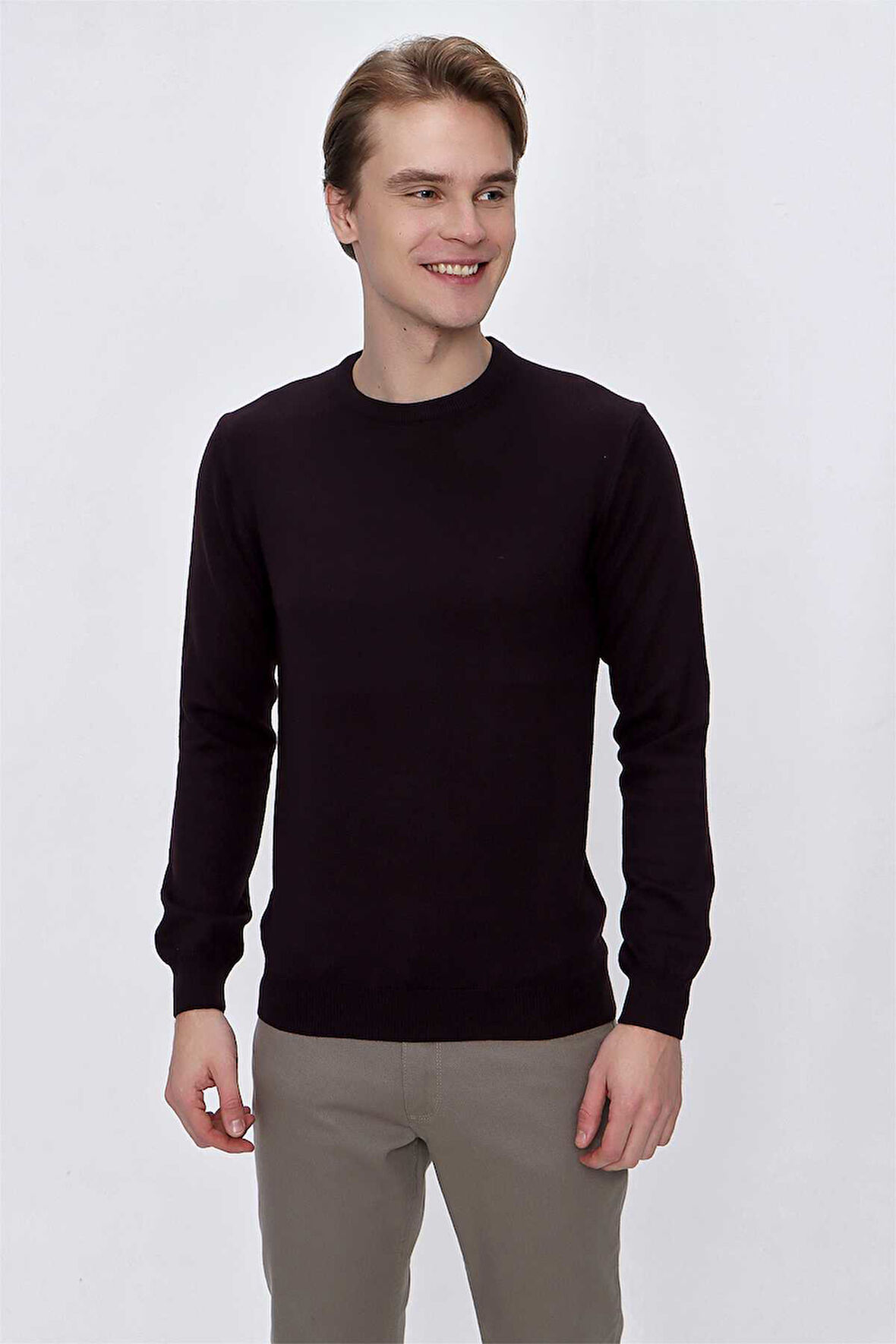 Basic Dinamik Fit Rahat Kesim Bisiklet Yaka Triko Kazak