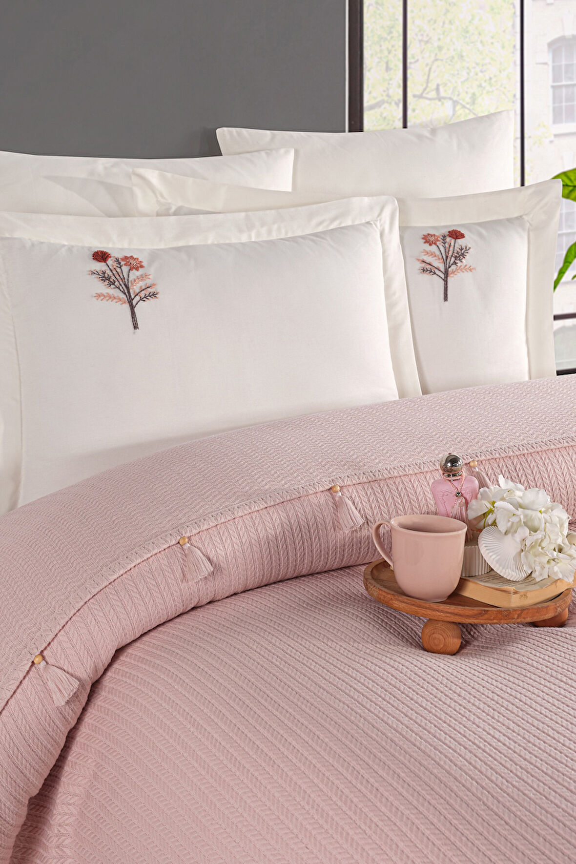 Newhome Çift Kişilik Saçaklı El Nakışlı %100 Pamuk Lüx Pike Takımı Pembe