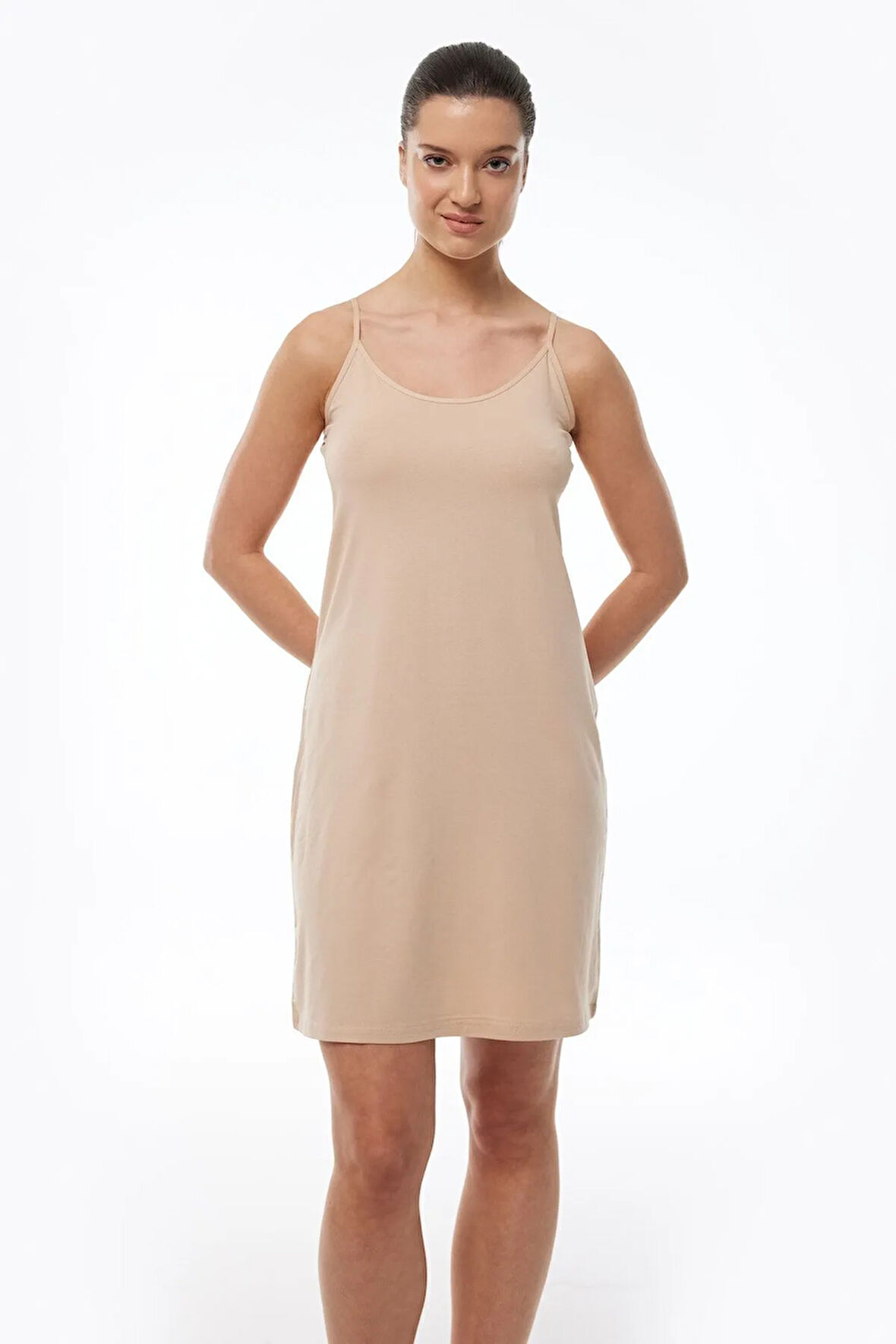 Kadın Siyah Ayarlanabilir Ip Askılı Geniş Elbise Astarı Modal Kombinezon 1060