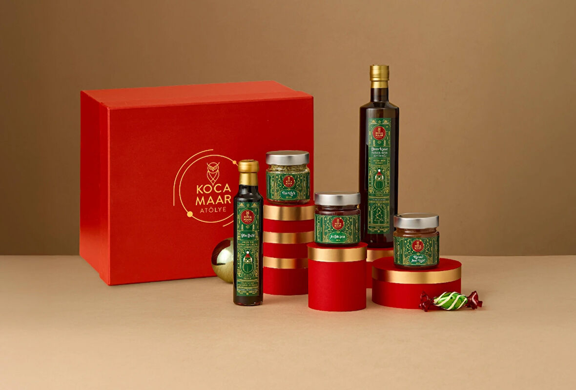 Kocamaar Çiftliği Kış Hasadı Kutusu – Sezonun Taptaze Zeytinyağı ve Nar ekşisi ile Atölye'den Premium Gurme Ürünler