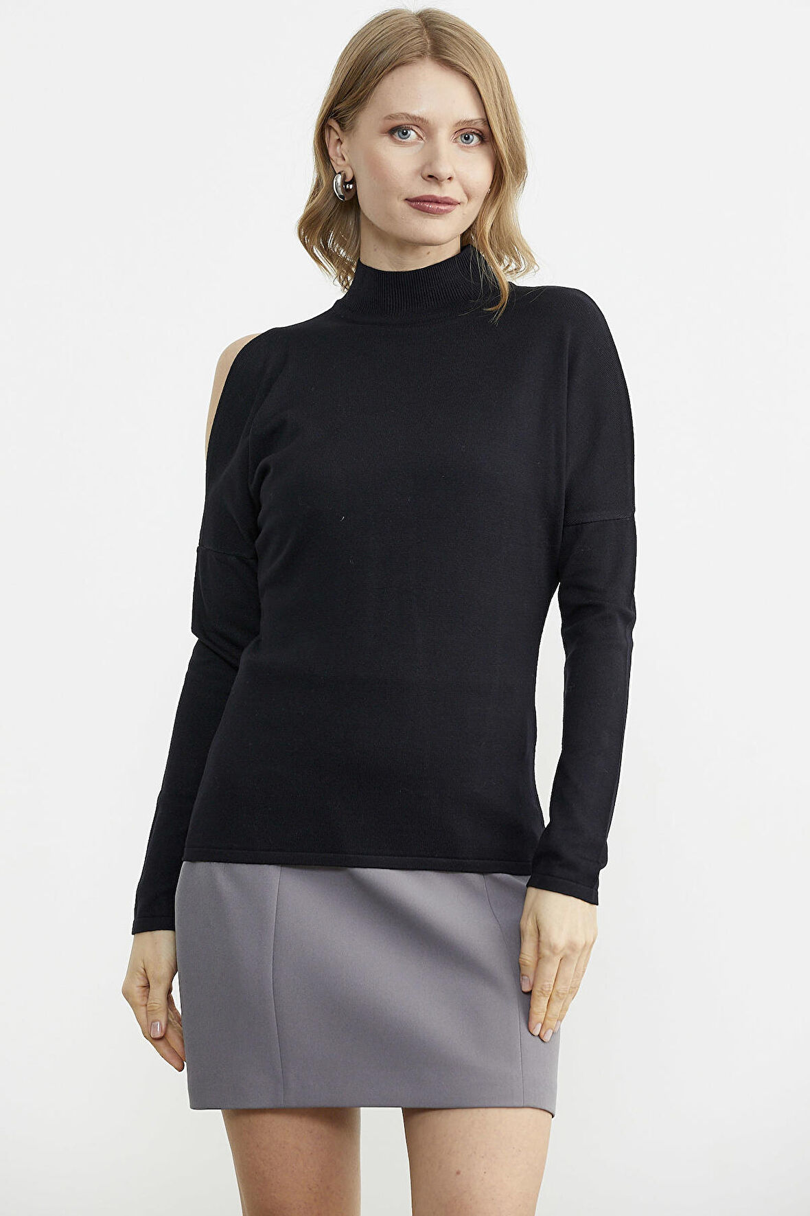 Omuz Detaylı Triko Kazak - Siyah