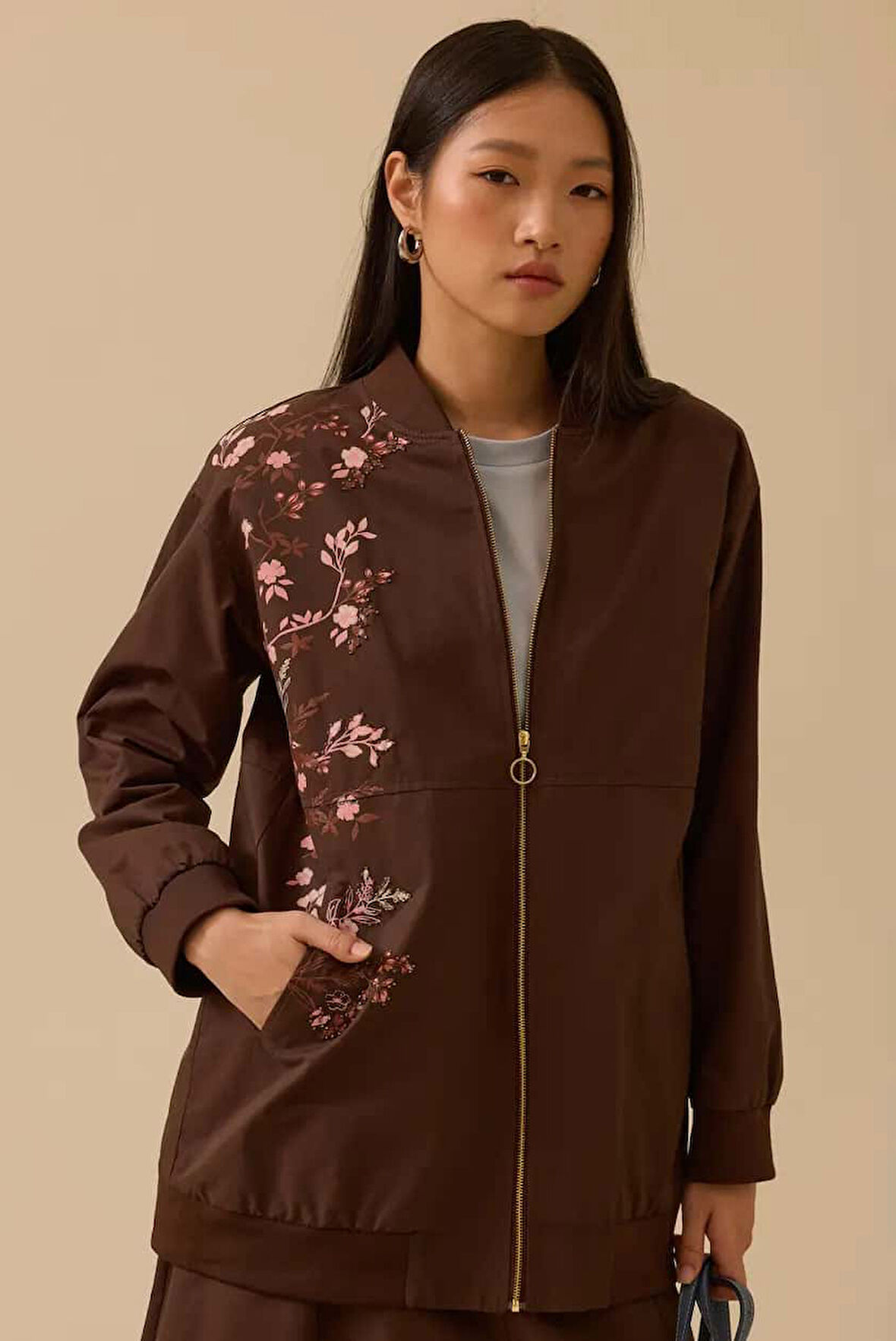 Kadın Regular Fit Çiçek İşlemeli Uzun Bomber Ceket - Kahverengi | 38