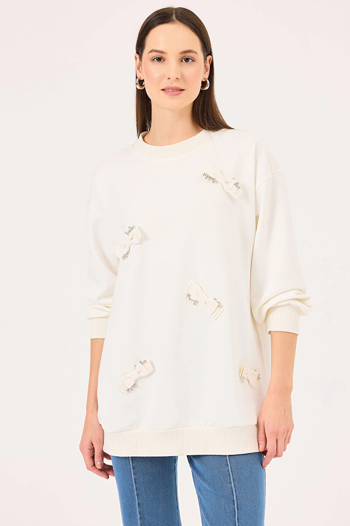 Seçil Kadın Yuvarlak Yaka Taş Detaylı Sweatshirt 1020 Ekru