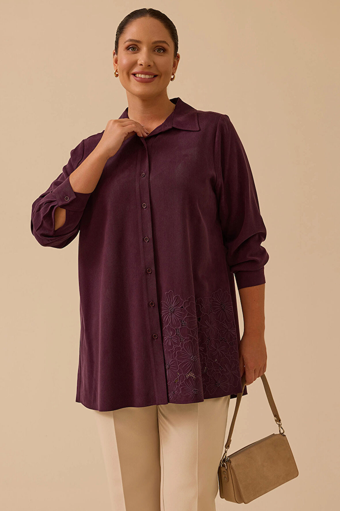 Galaxi Kadın Büyük Beden Çiçek İşlemeli Düğmeli Tunik 4009 Mürdüm