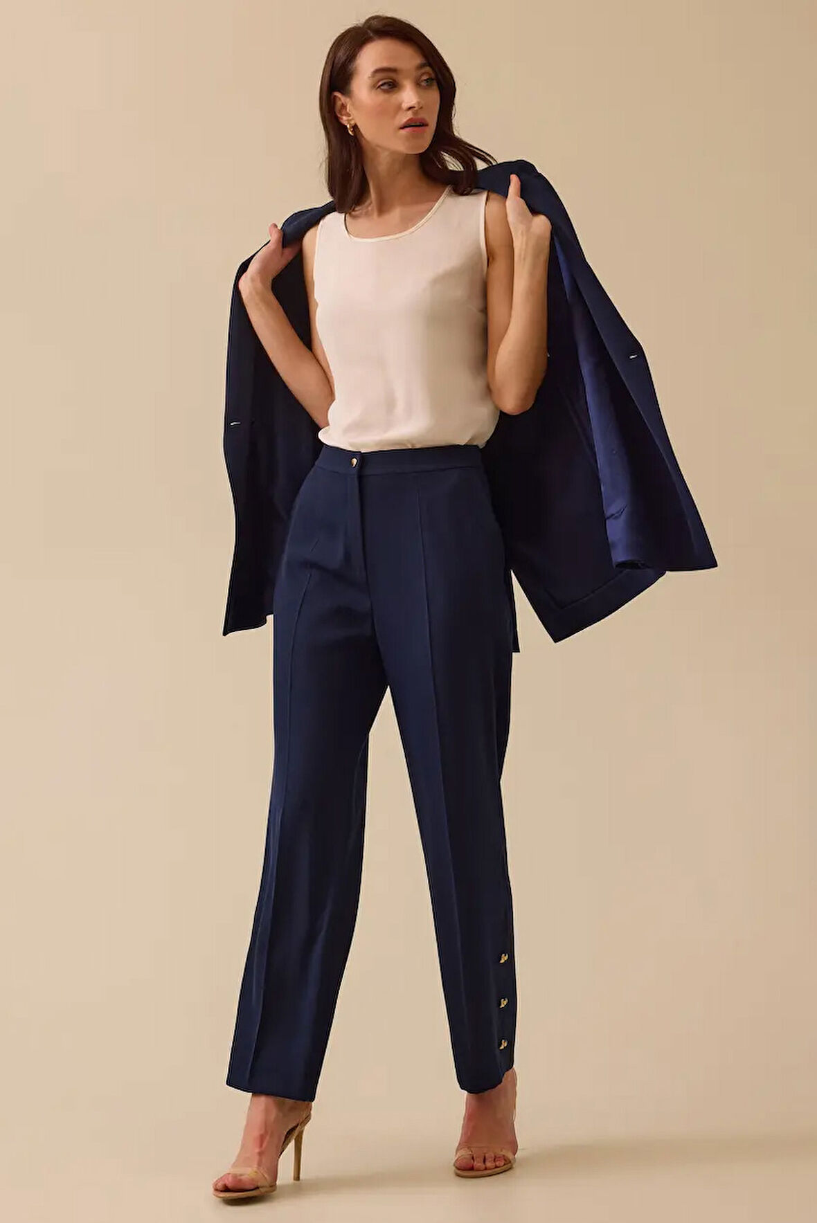 Kadın Paça Detaylı Cepli Düğmeli Pantolon - Lacivert | 38