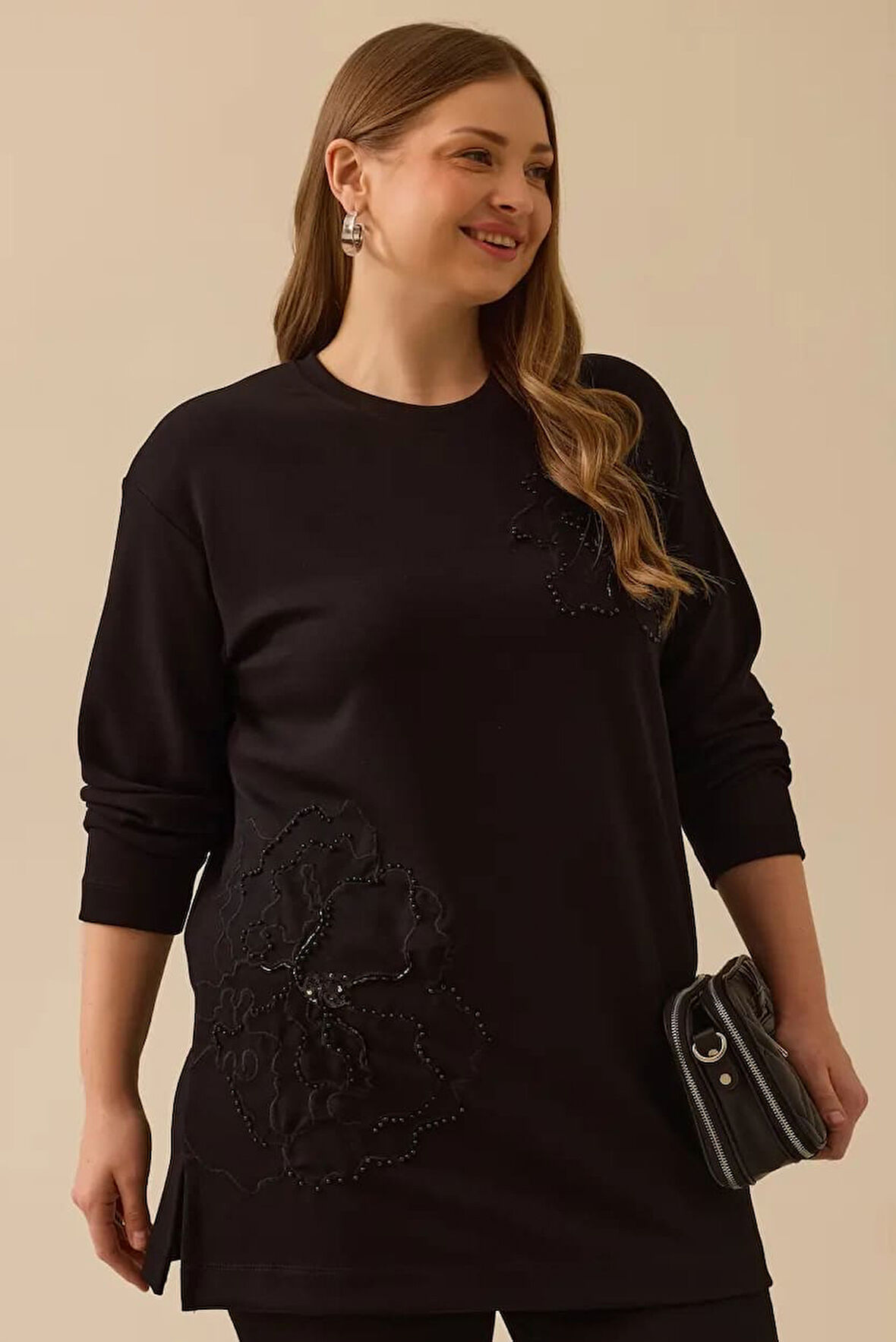 Kadın Büyük Beden Çiçek İşlemeli Sweatshirt - Siyah | 48