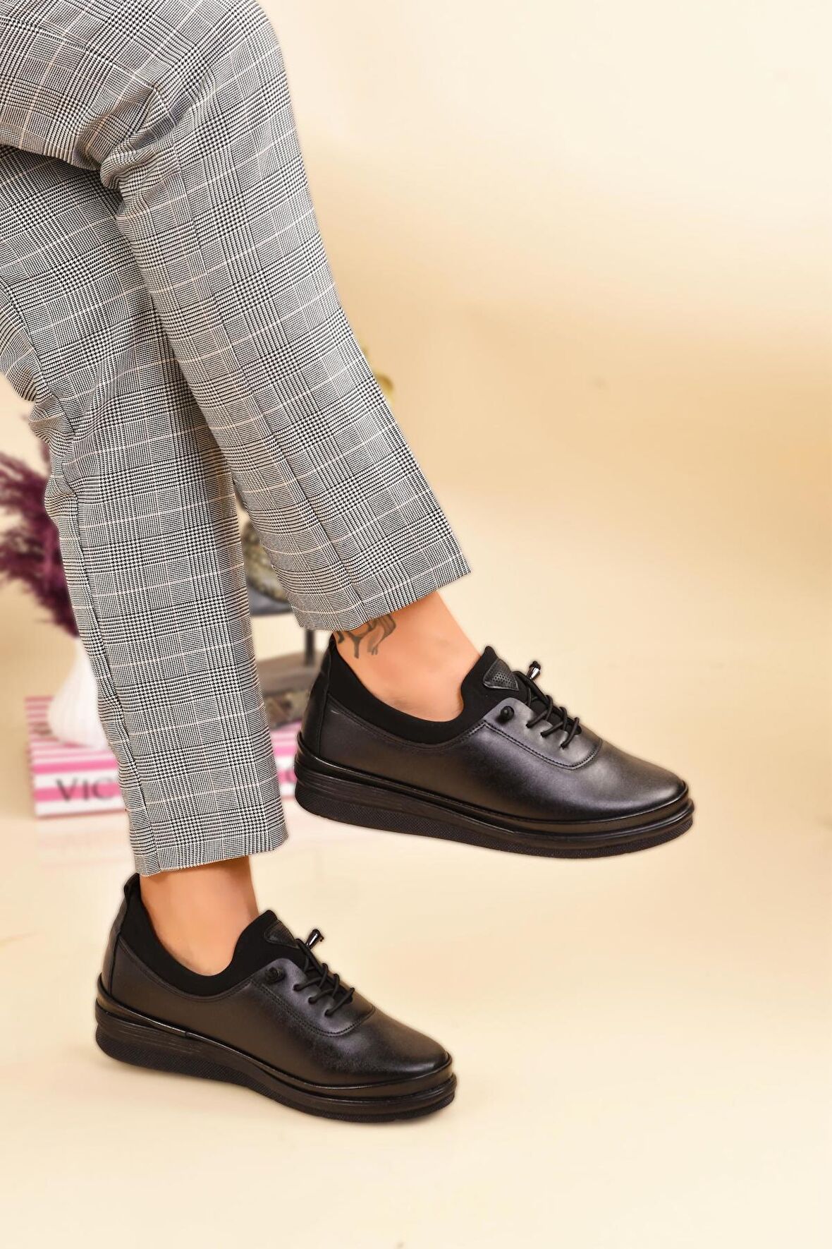 Kadın Siyah Cilt Günlük Rahat Ortopedik Kaymaz Taban Babet Ayakkabı