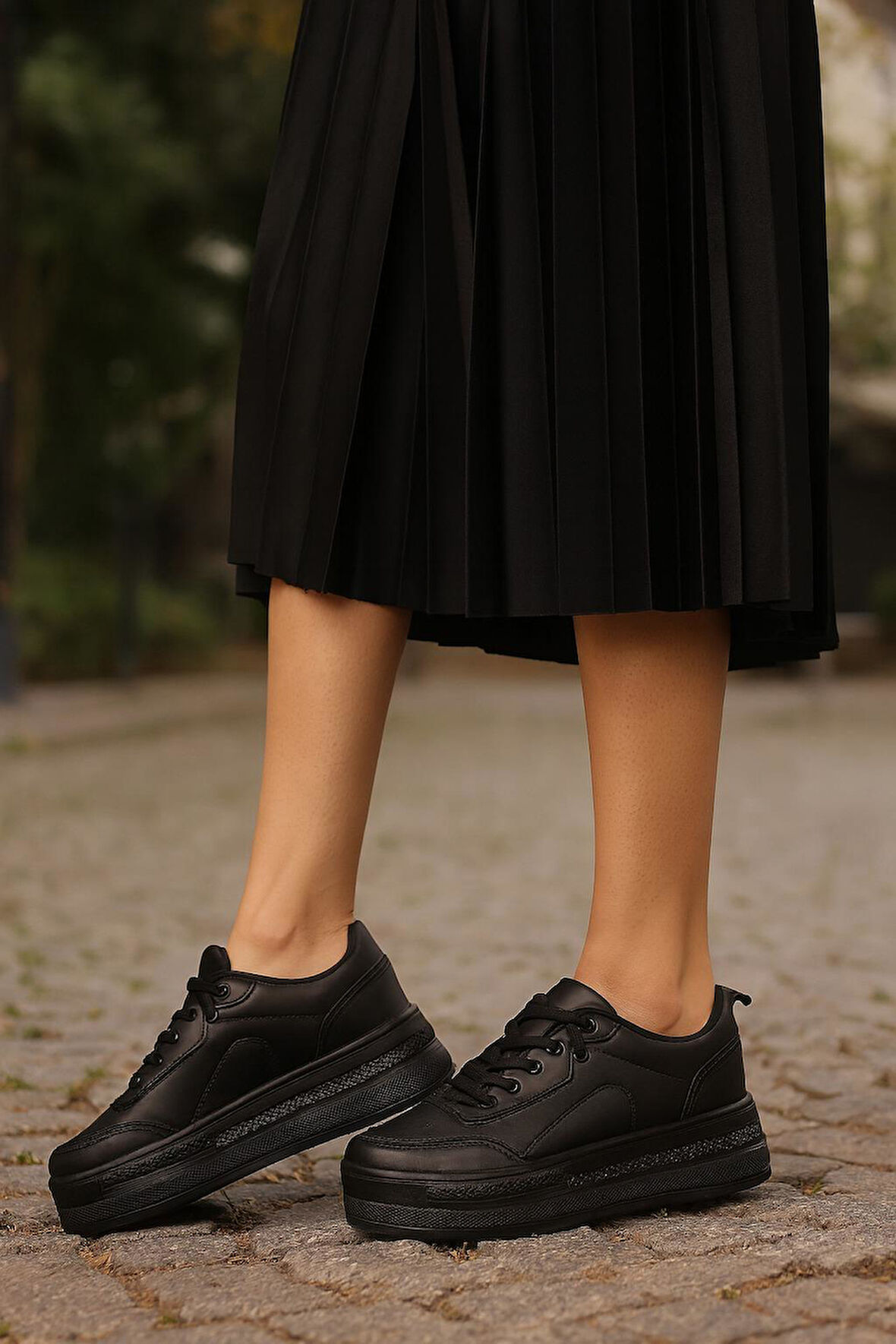 Kadın Günlük Yüksek Taşlı Taban Rahat Kalıp Yürüyüş ve Ortopedik Spor Ayakkabı Bej