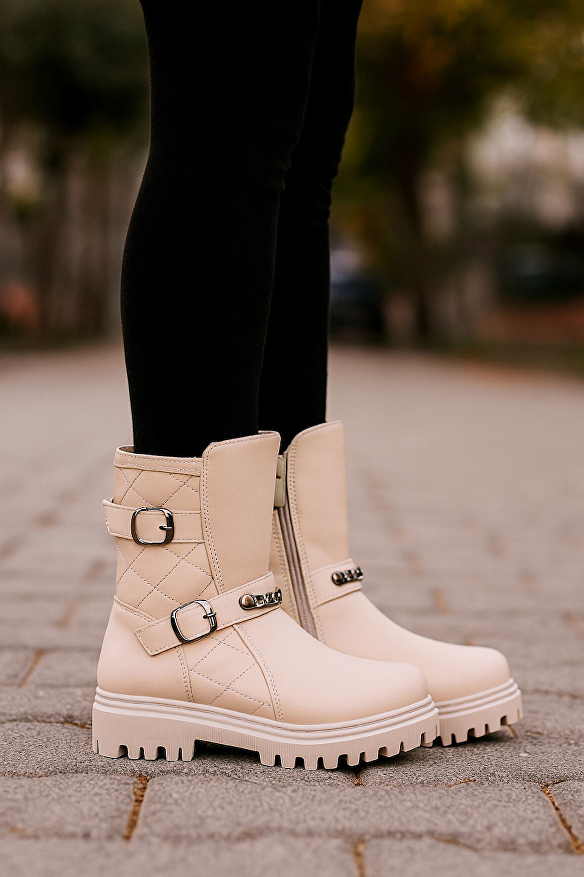 Ortopedik Bağcıklı Fermuarlı Kız Çocuk Bot Ayakkabı Siyah Kız Çocuk Bot