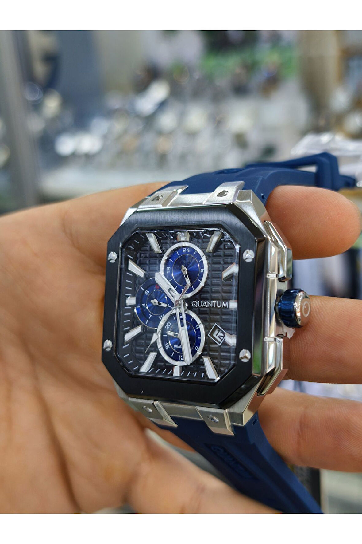 QUANTUM PWG1235.359 ERKEK KOL SAATİ