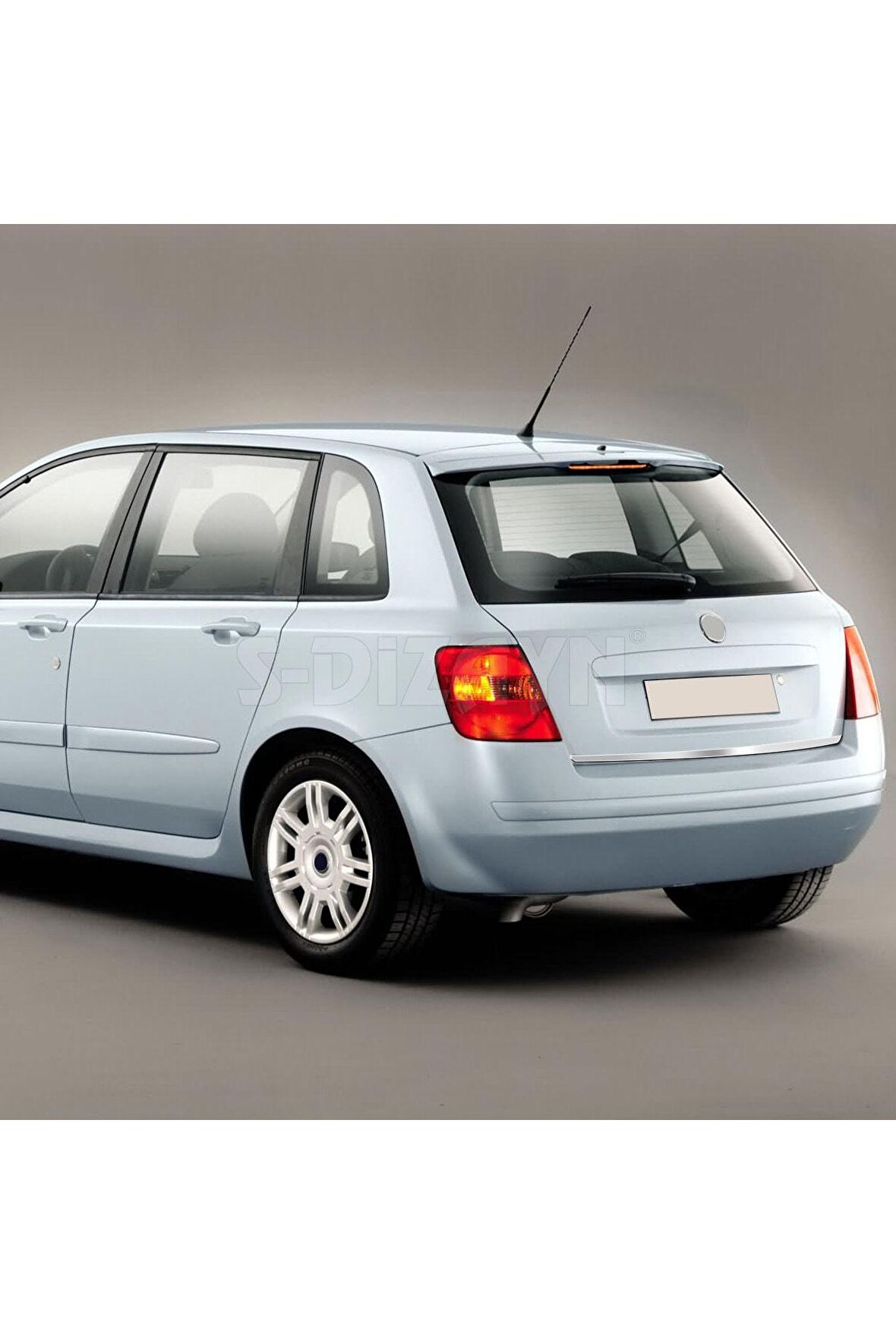 Fiat Stilo Krom Bagaj Alt Çıta 1998 Üzeri