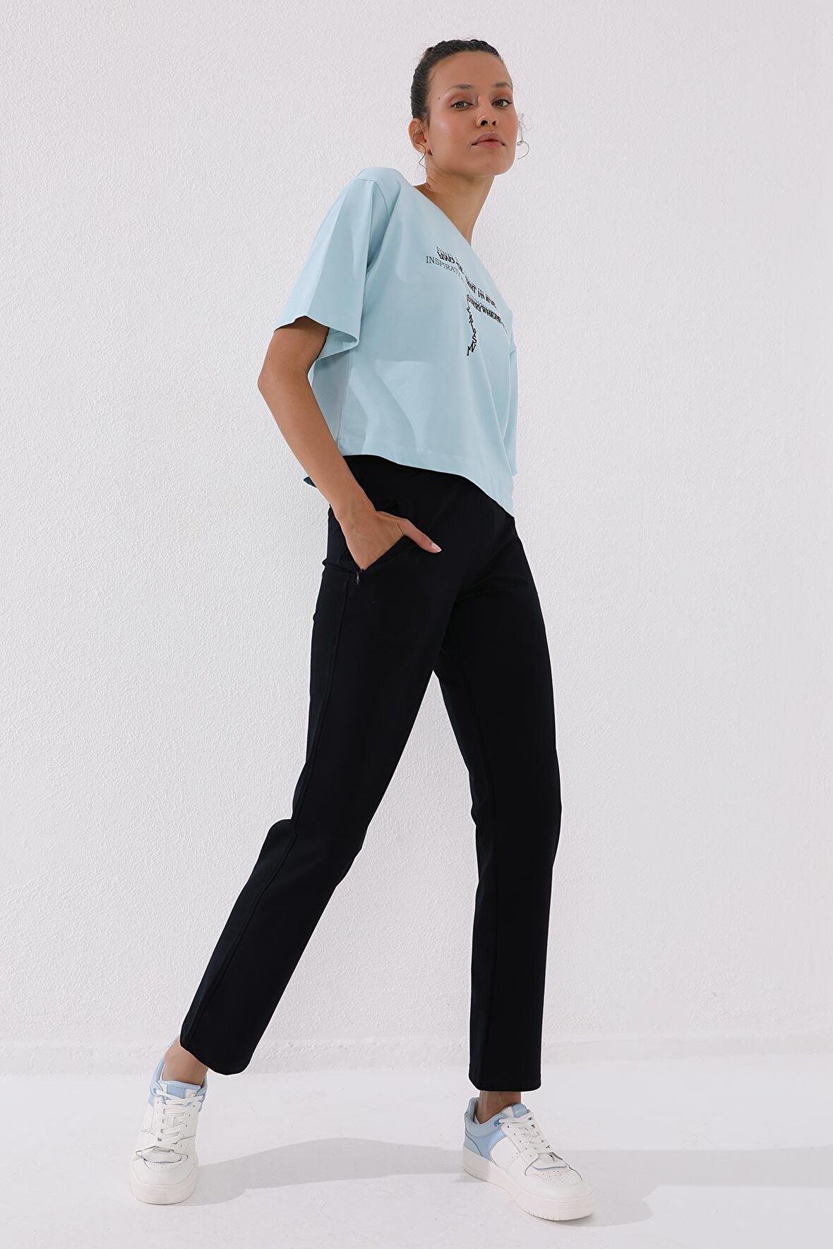 Lacivert Gizli Fermuar Cepli Rahat Form Klasik Paça Kadın Eşofman Alt - 94148 | XL