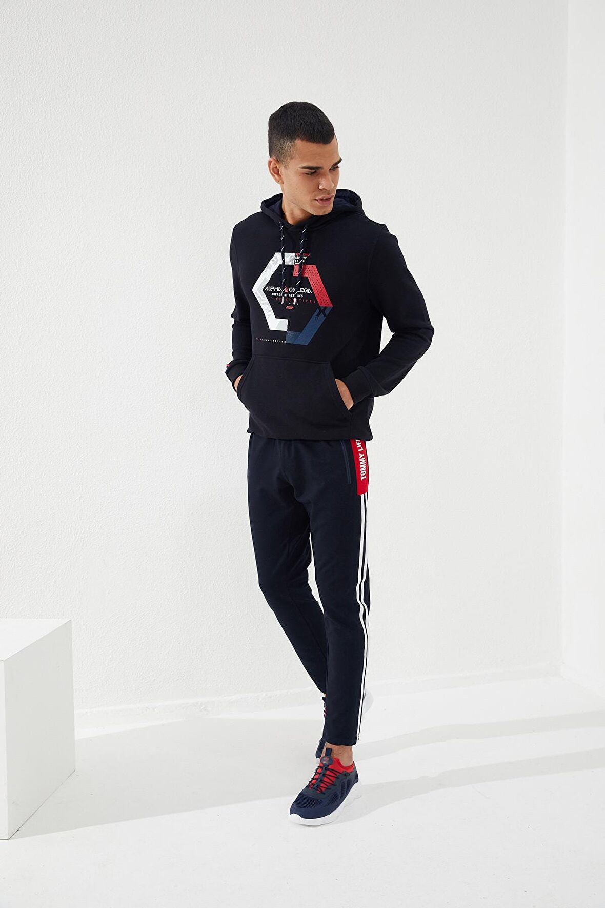 Lacivert - Kırmızı Baskılı Çift Şeritli Slim Fit Jogger Erkek Eşofman Alt - 84780 | XS