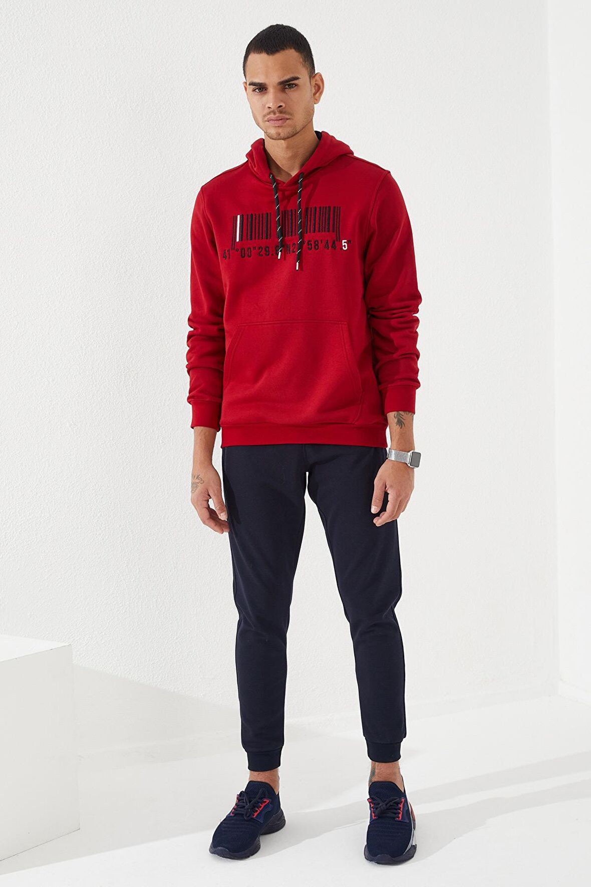 Kırmızı Nakışlı Kanguru Cep Standart Kalıp Kapüşonlu Erkek Sweatshirt - 87839 | XXL