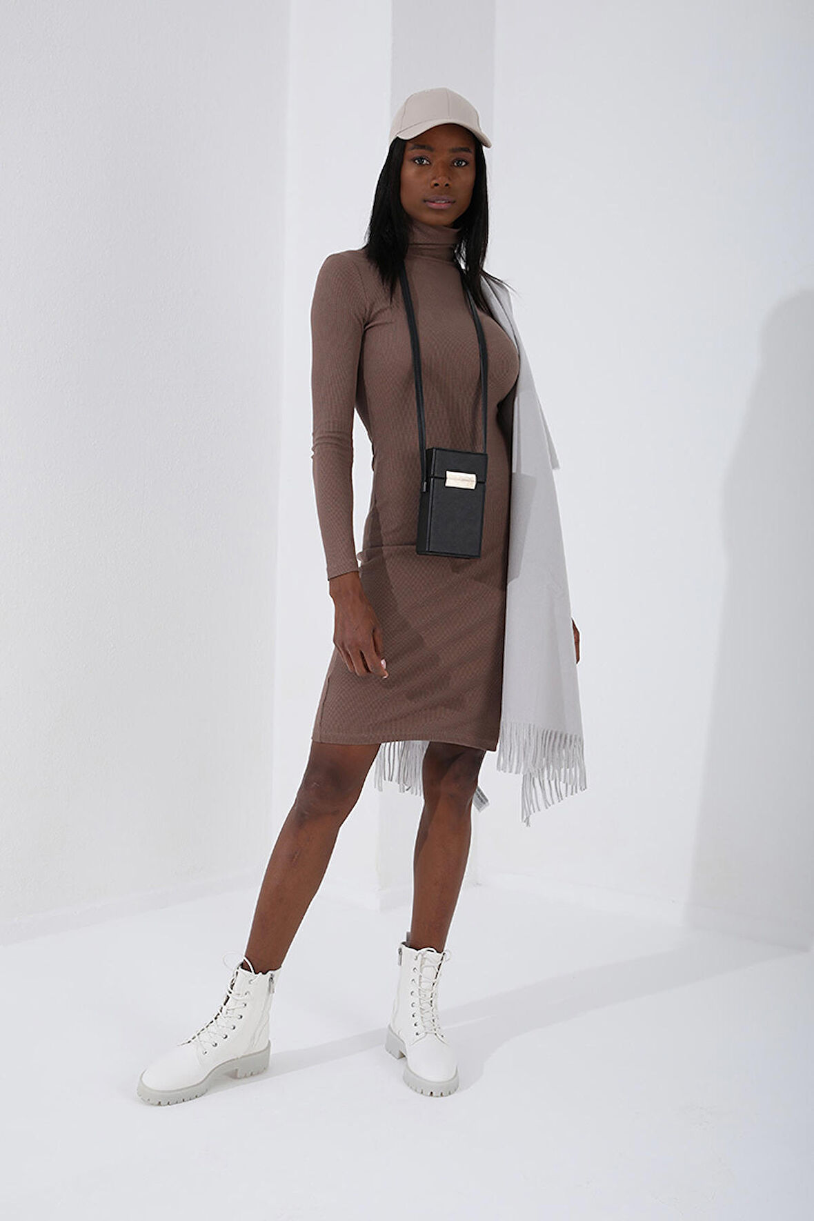 Bej Kaşkorse Triko Dar Kalıp Balıkçı Yaka Kadın Elbise - 97117 | XL