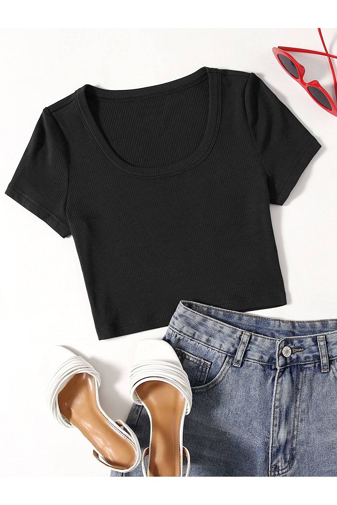 U Yaka Siyah Renk Fitilli Kısa Kollu Regular Crop Top Bluz