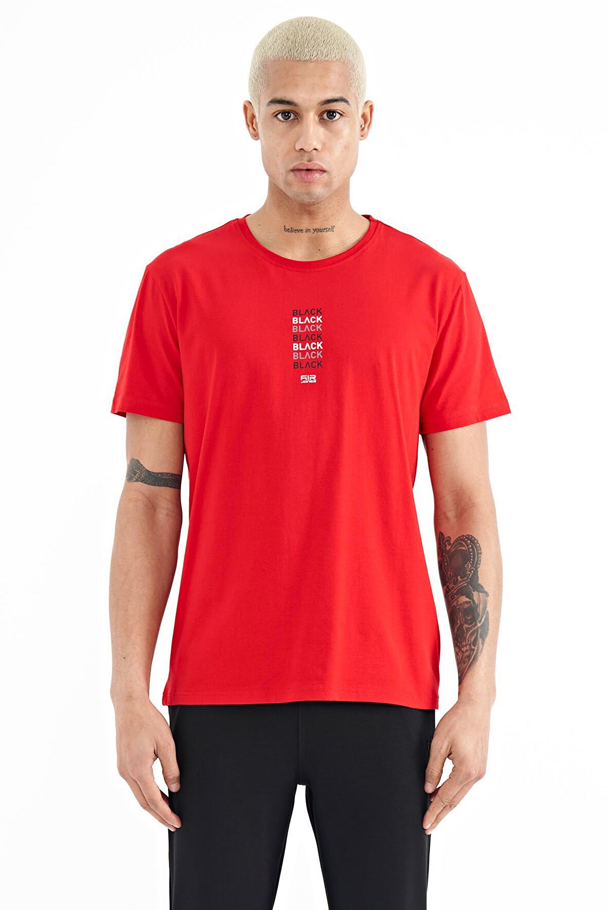 Kırmızı Minimal Yazı Baskılı O Yaka Standart Kalıp Erkek T-Shirt - 88227 | XL