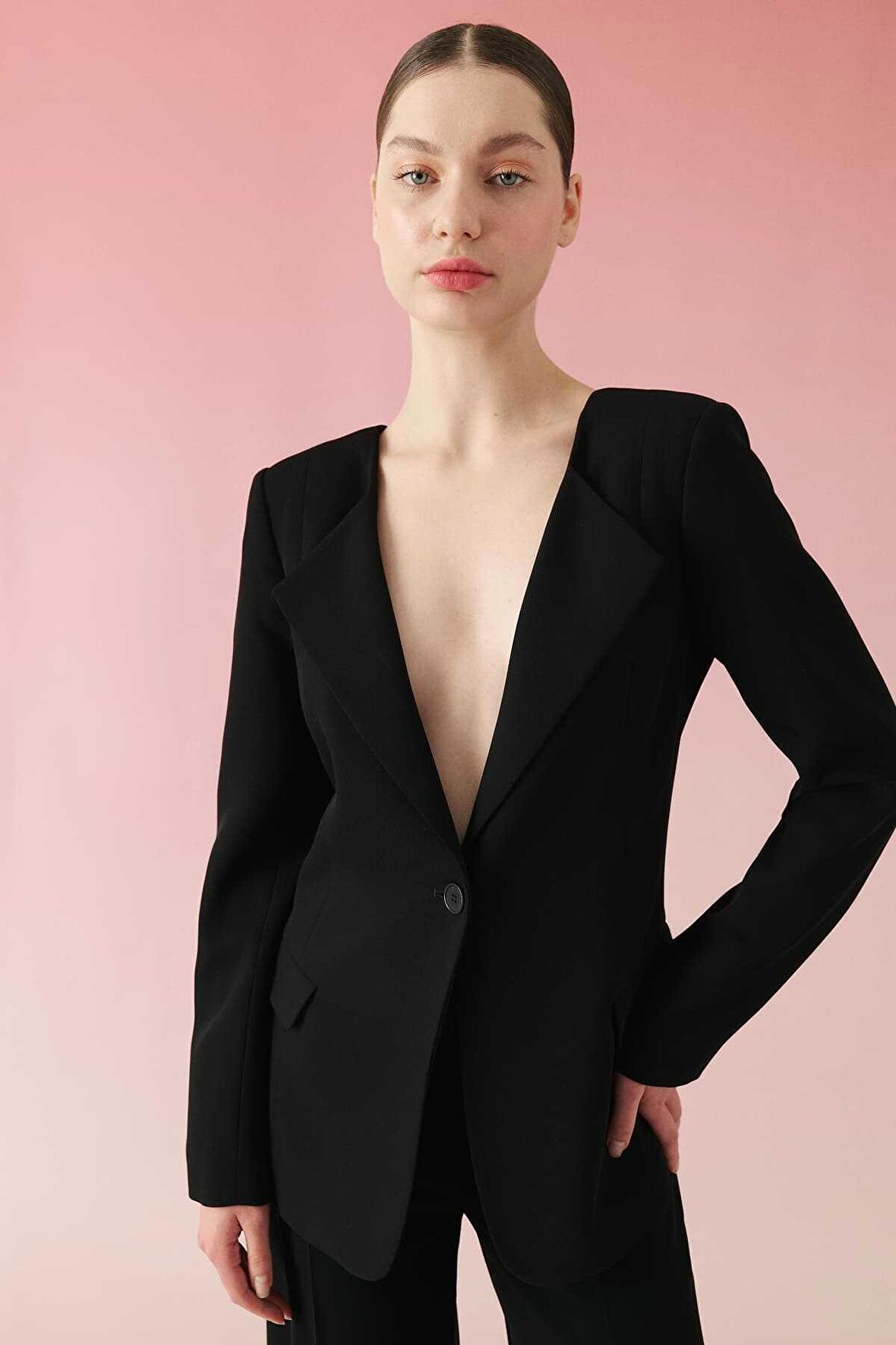 Sırt Dekolteli Blazer Ceket Siyah