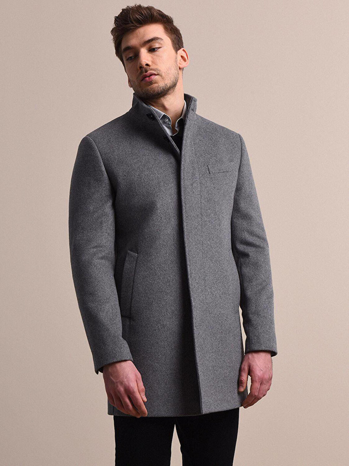 Gri Regular Fit Dik Yaka Klasik Dokuma Palto
