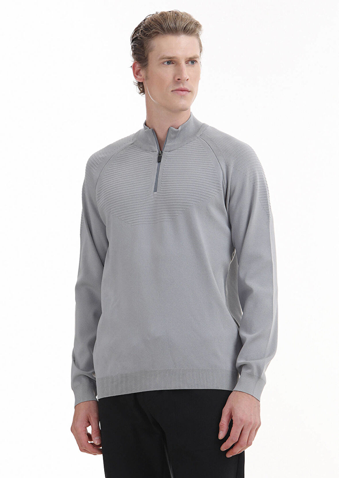 Gri Yarım Balıkçı Yaka Jakarlı Triko Kazak