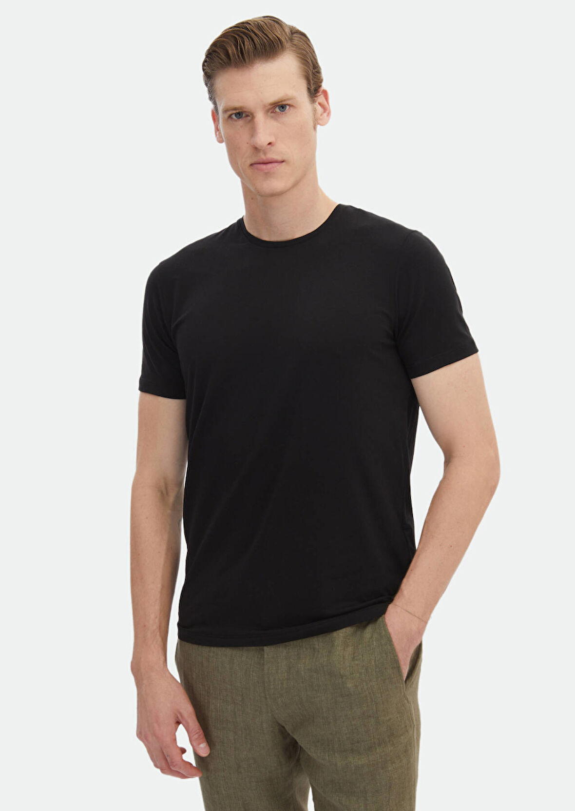 Siyah Düz Pamuk Karışımlı T-Shirt