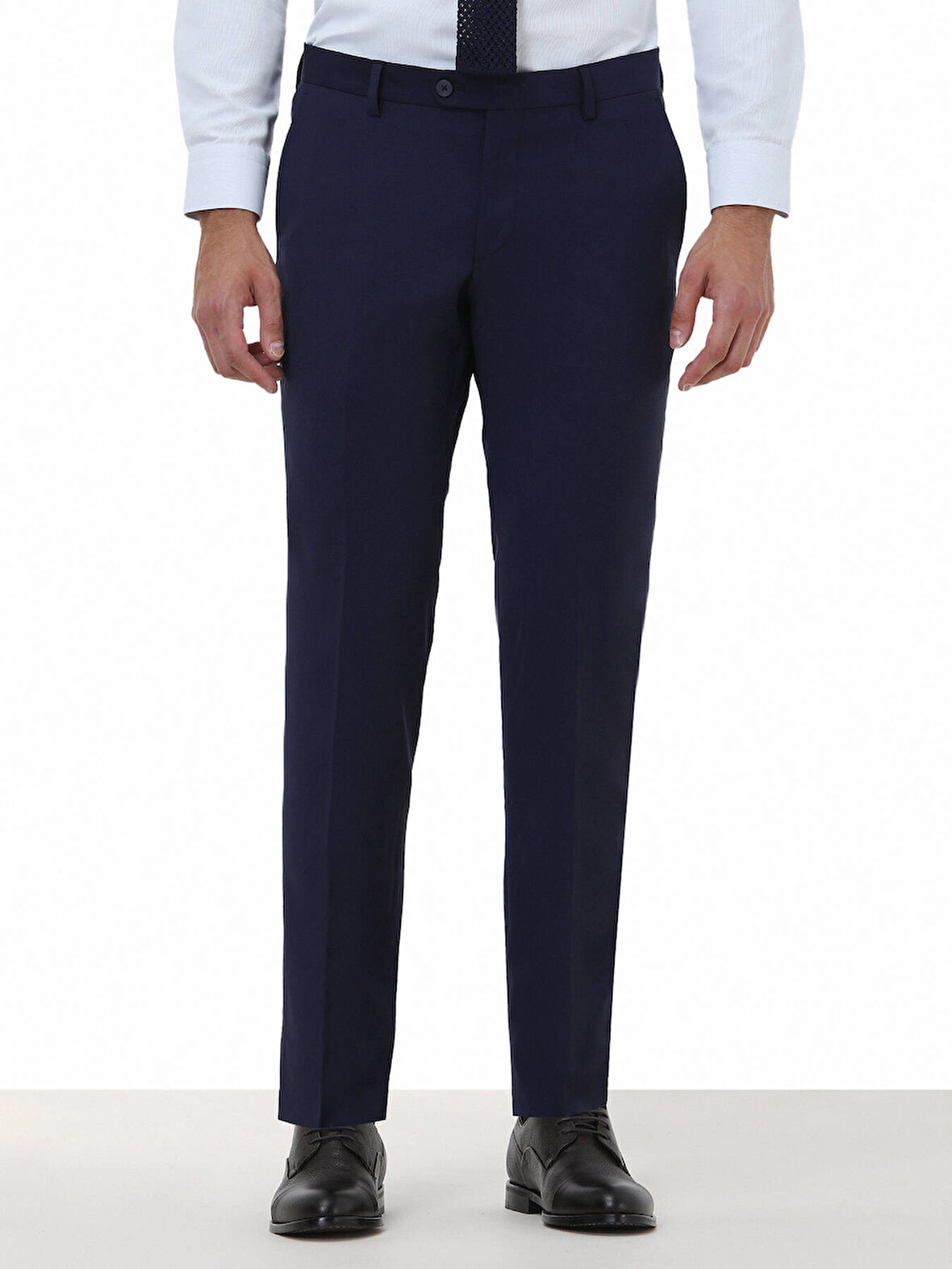 Saks Düz Dokuma Fitted Fit Klasik Yün Karışımlı Pantolon