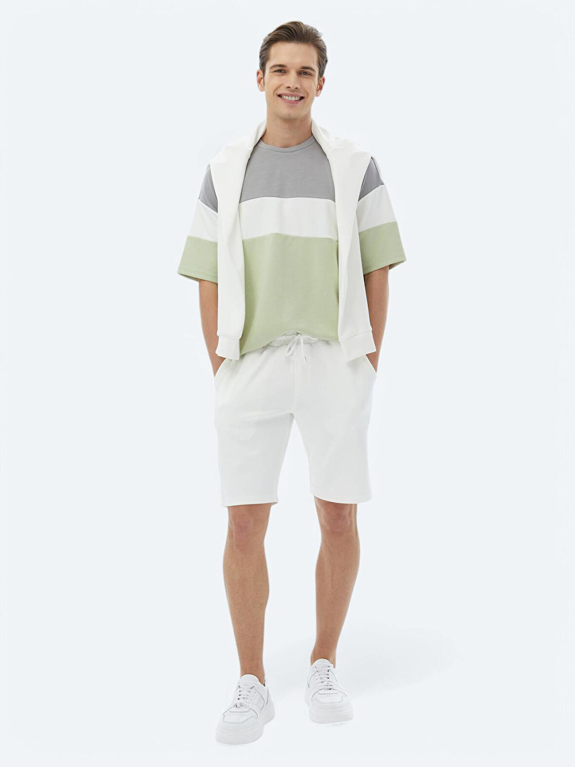 Ekru Düz Örme Jogging Fit Casual Bermuda