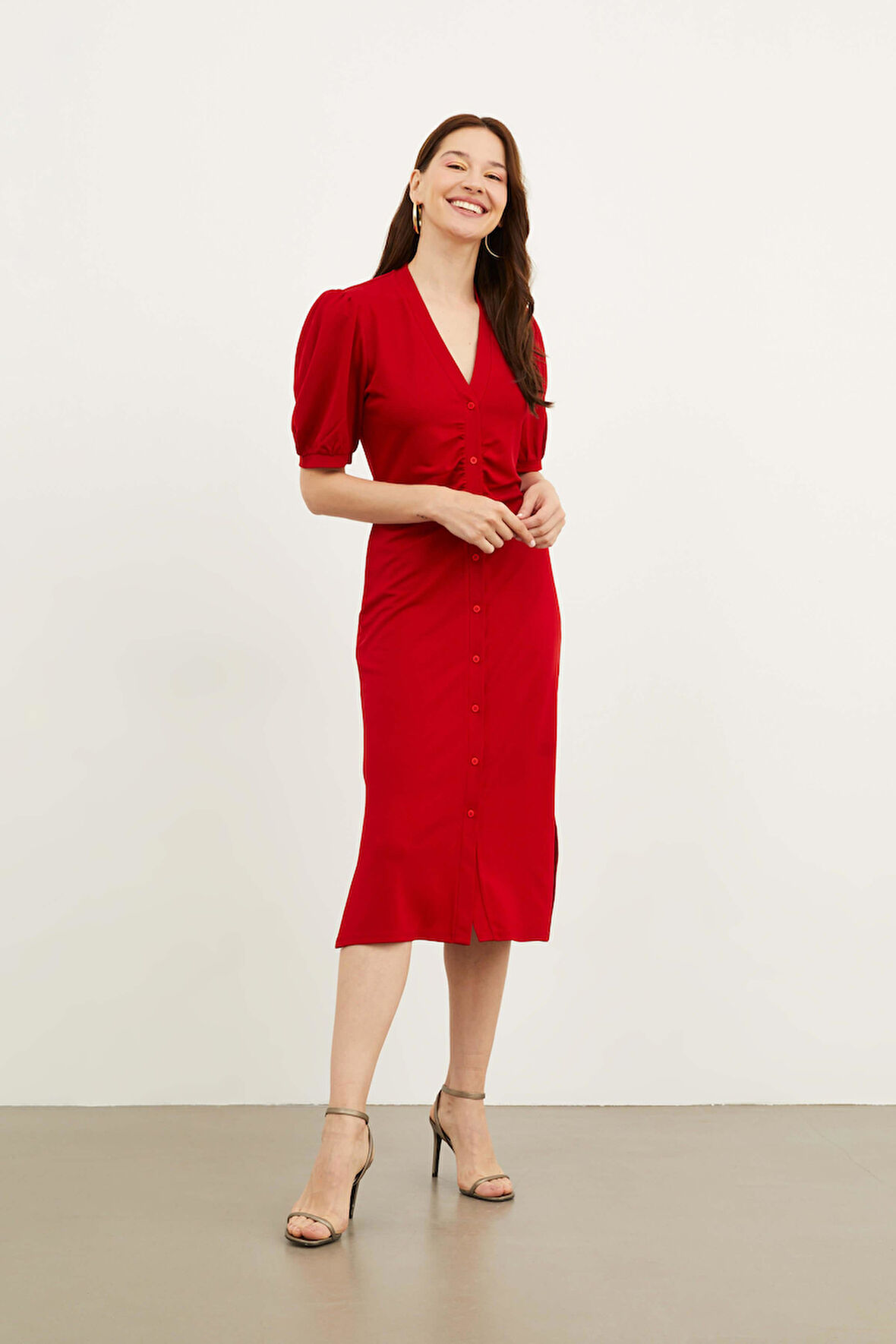 Kadın Midi Boy V Yakalı Önden Düğmeli Karpuz Kollu Örme Elbise