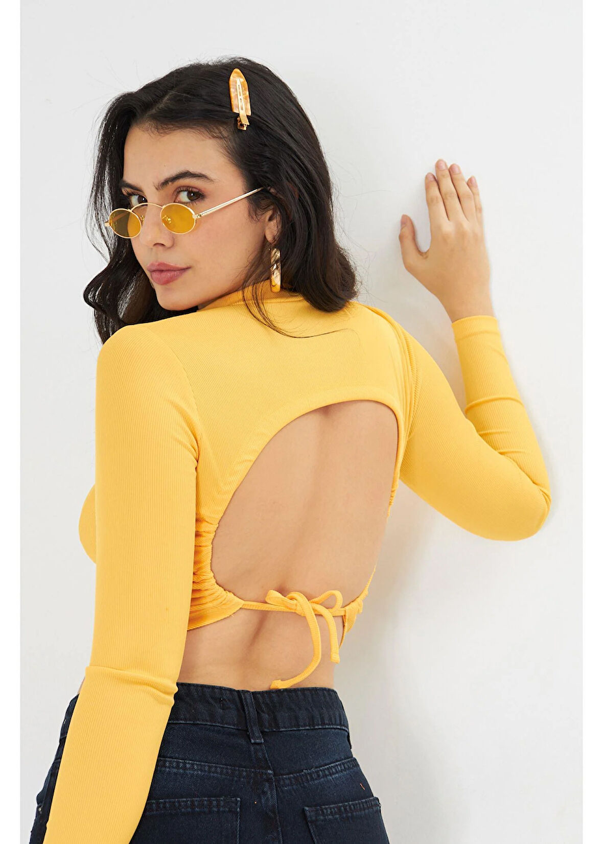 Sırt Dekolte Crop Bluz 