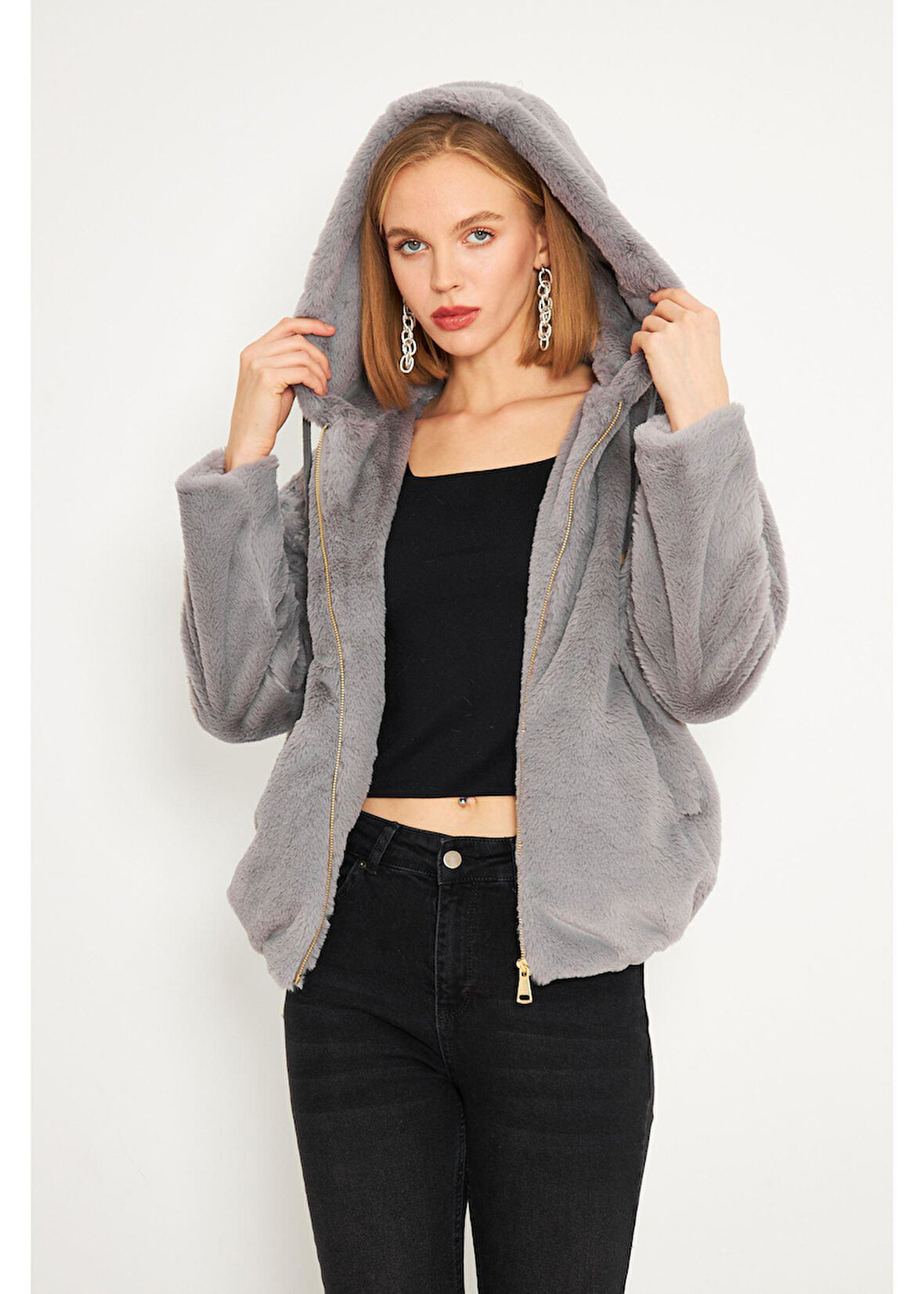 Etek Ucu Lastikli Kapüşonlu Peluş Mont 