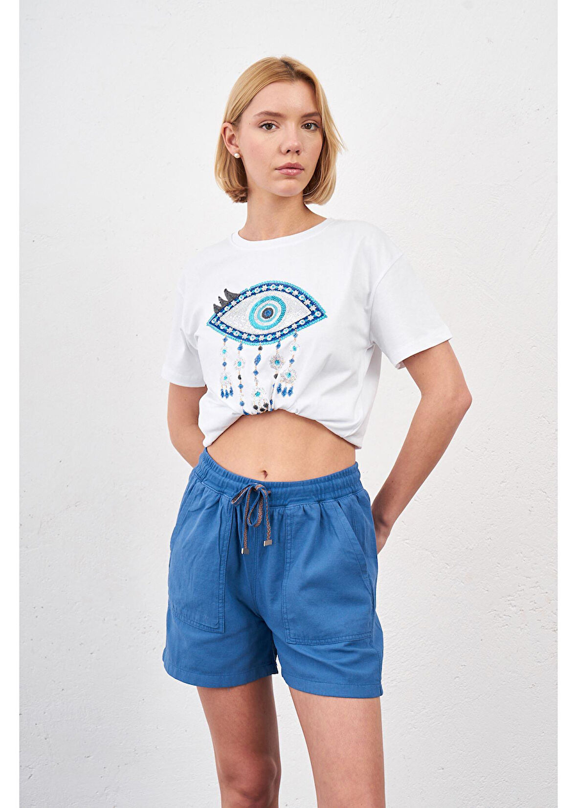 Basic Beli Lastikli Cep Detaylı Şort