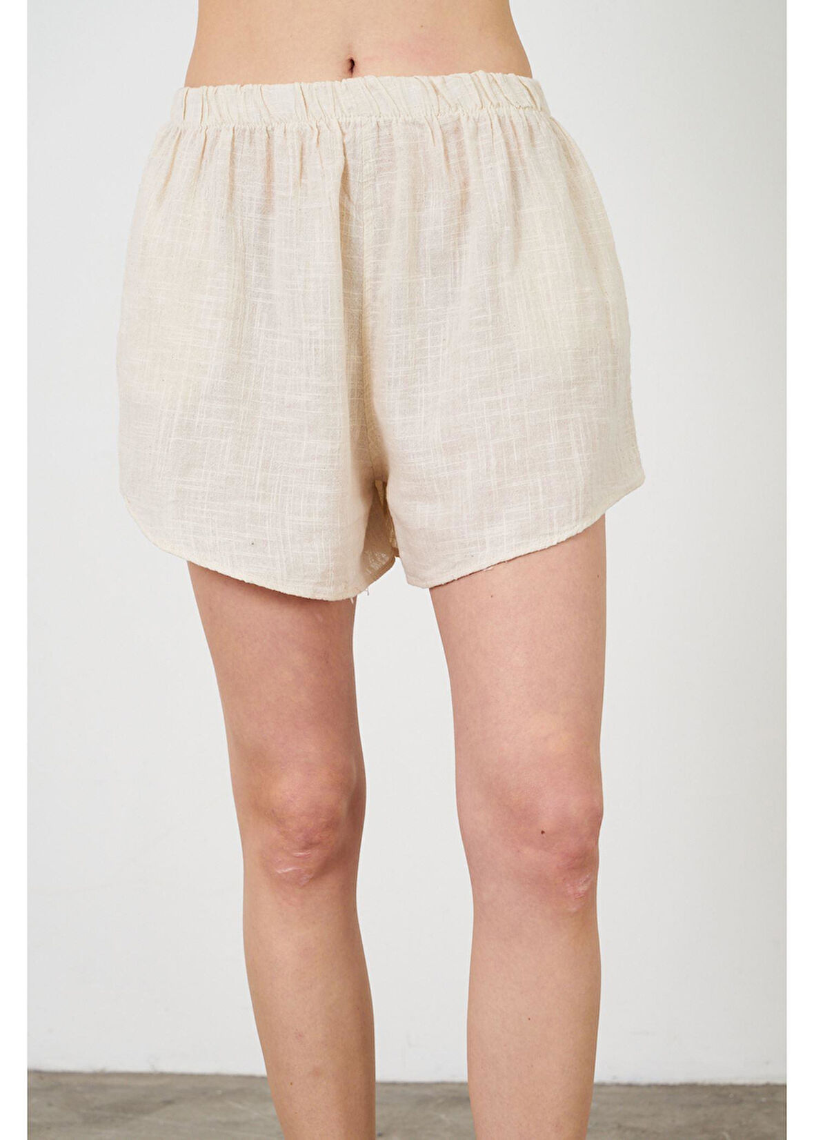 Yıkamalı Keten Görünümlü Şort