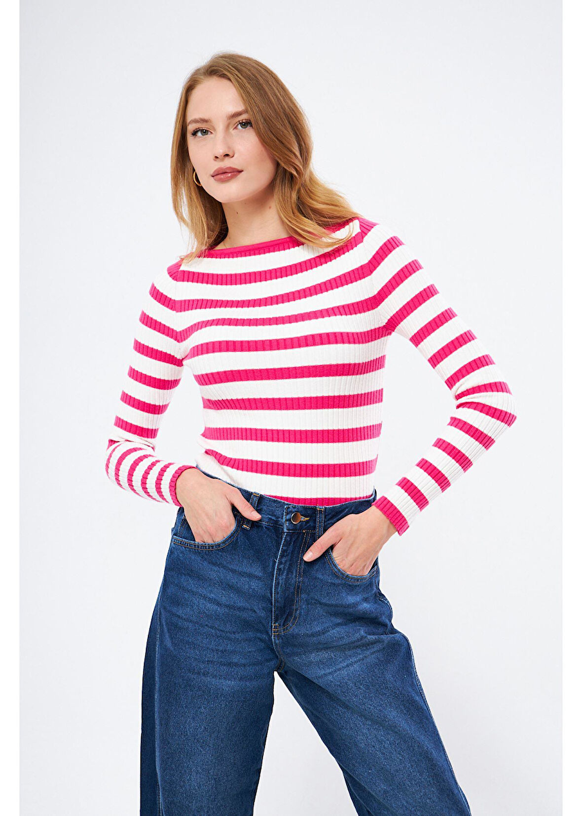 Çizgili Kayık Yaka Triko Kazak 