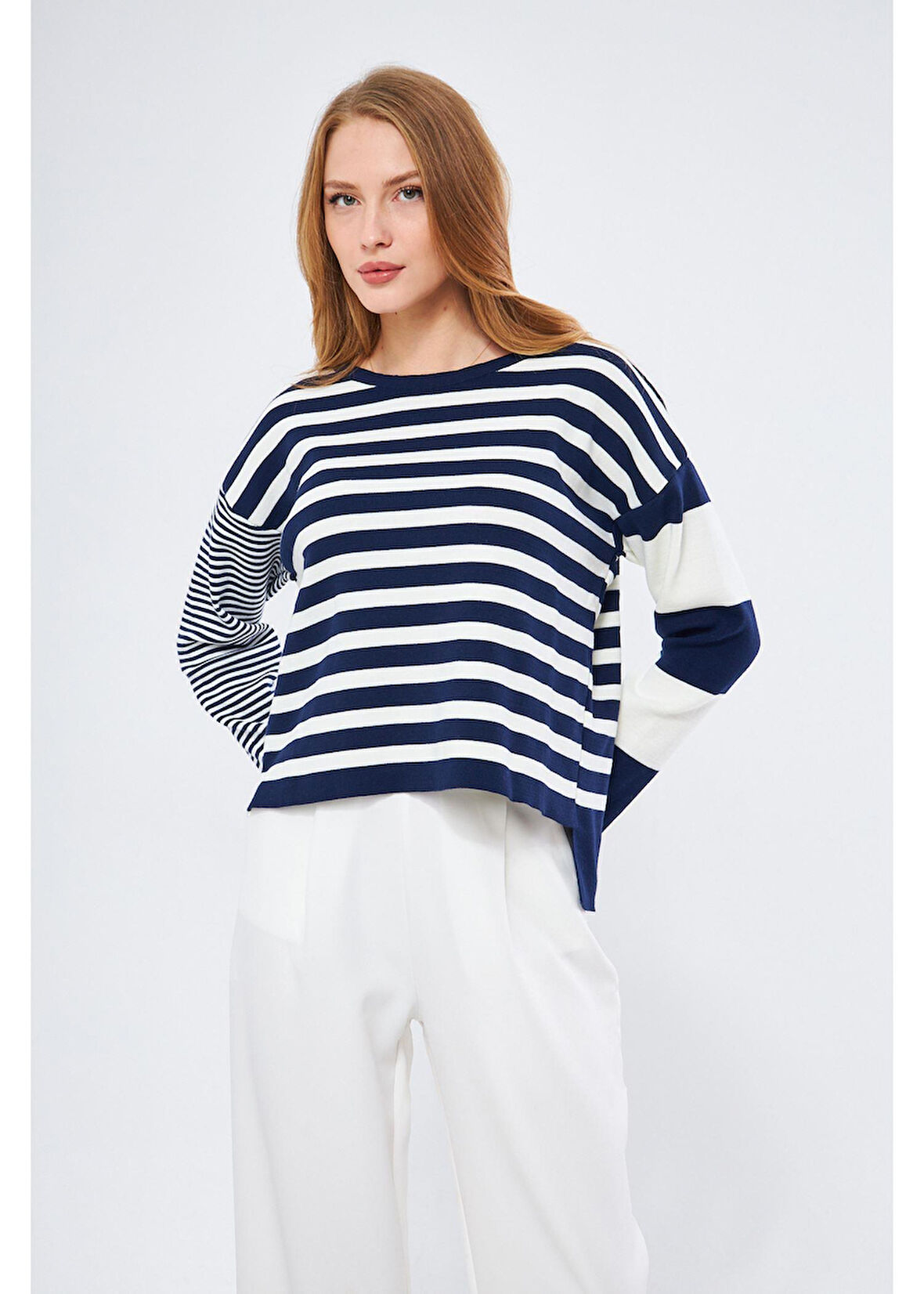 Önü Kısa Arkası Uzun Çizgili Kazak 