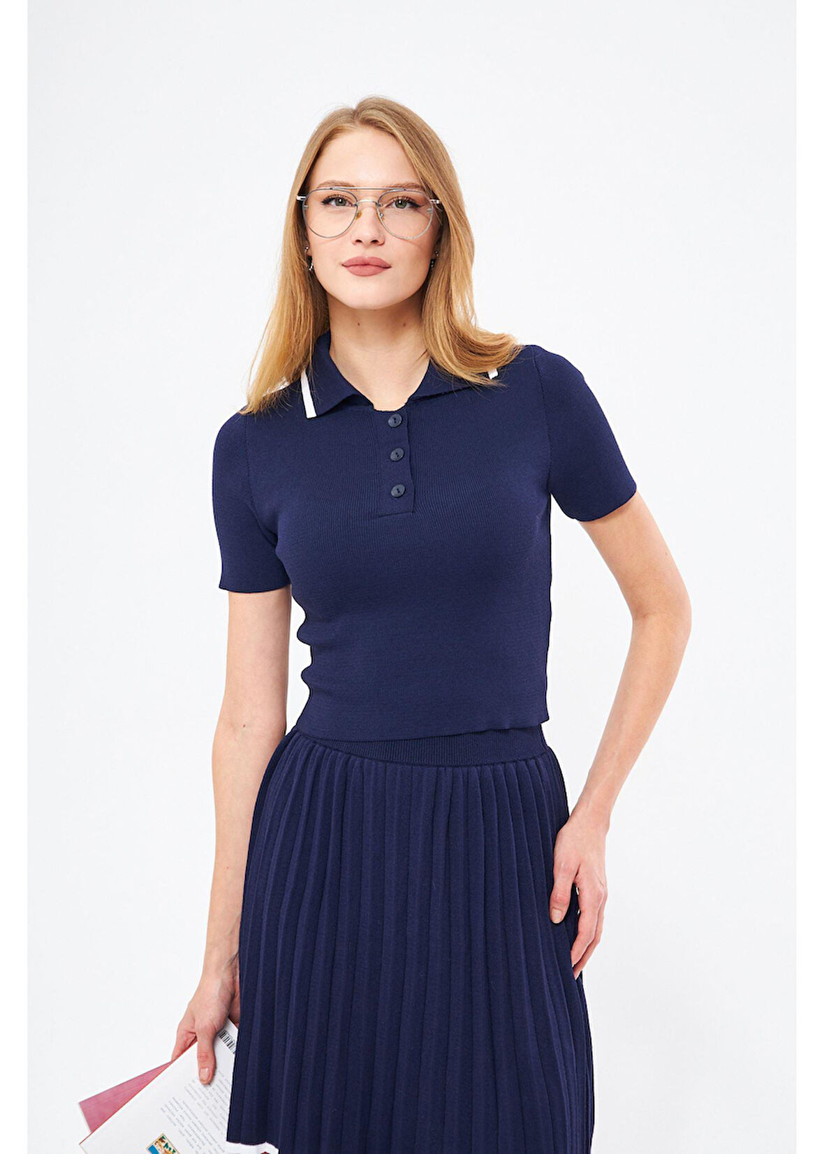 Kontrast Renk Detaylı Kazak 