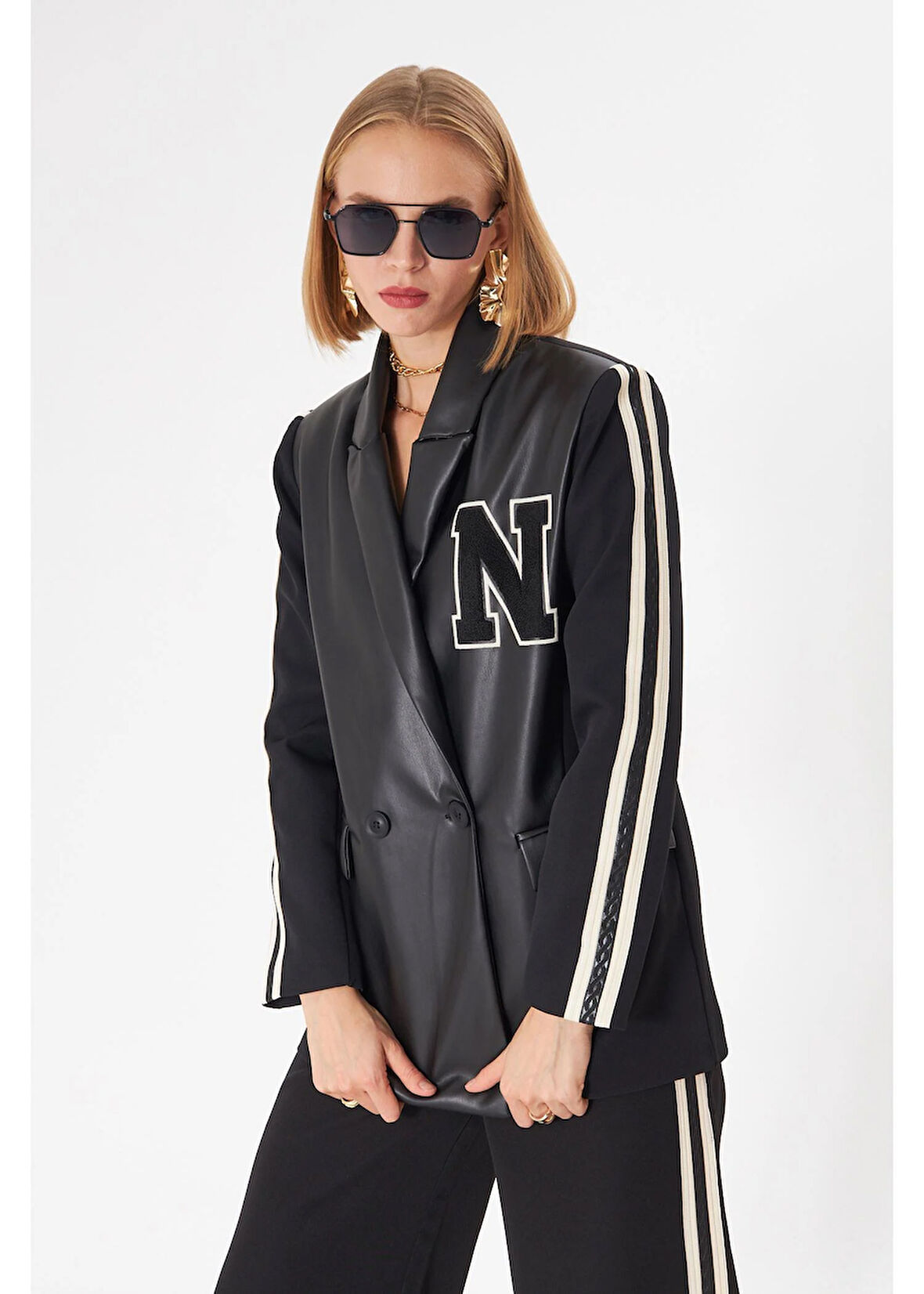 Kolları Şeritli Deri Garnili Atlas Ceket 