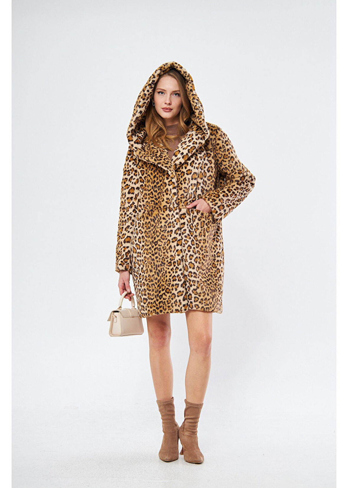 Kapüşonlu Cepli Leopar Peluş Kürk 