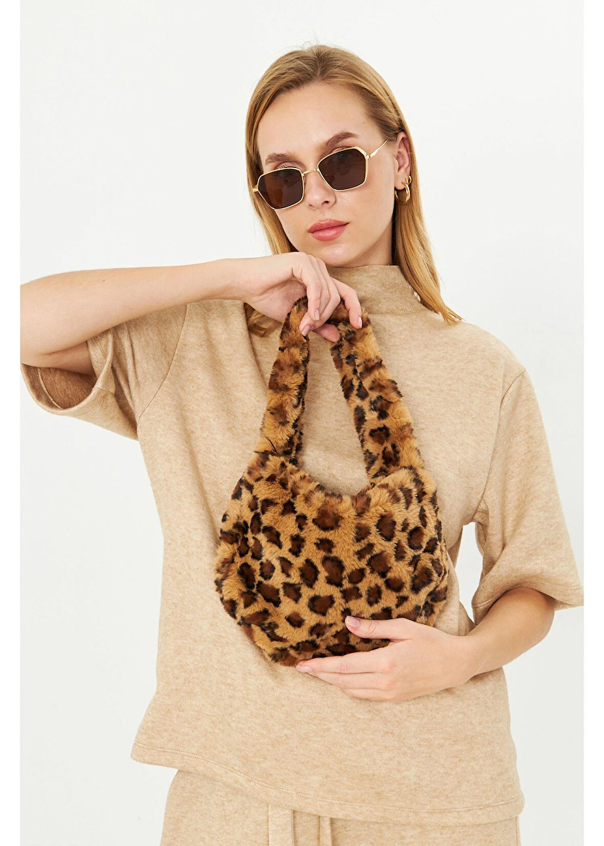 Leopar Desen Mini Peluş Çanta 