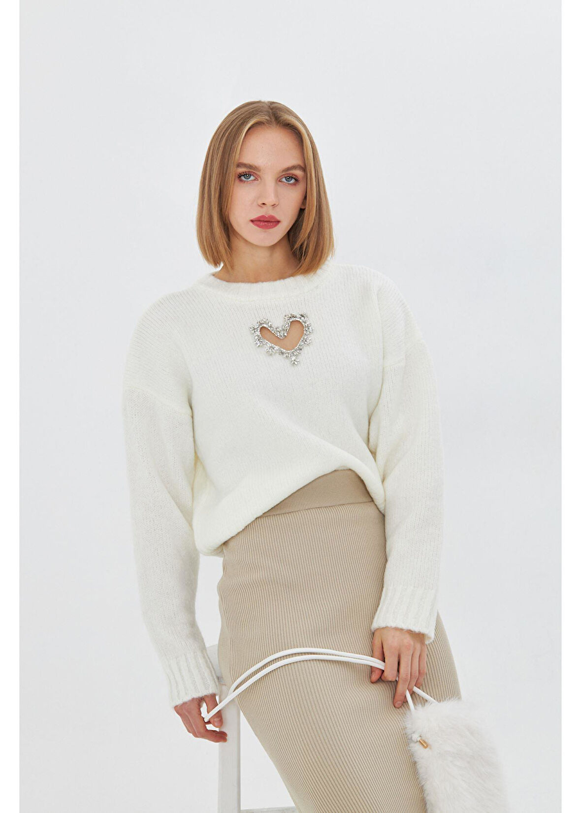 Kalp Detaylı Oversize Kazak 