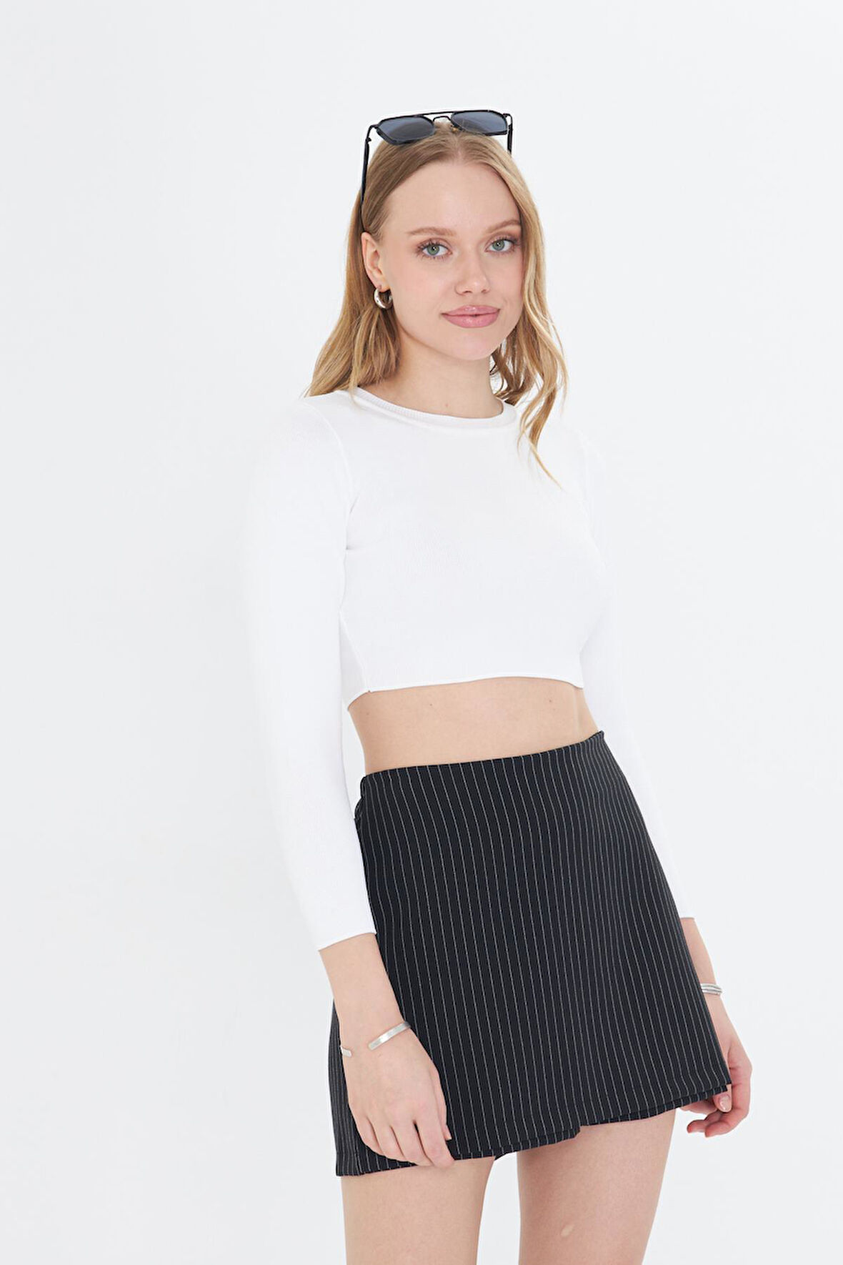 Basic Yaka Crop Kazak 