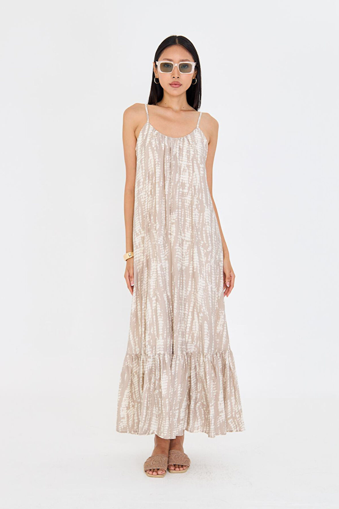 Desenli Askılı Fırfırlı Elbise