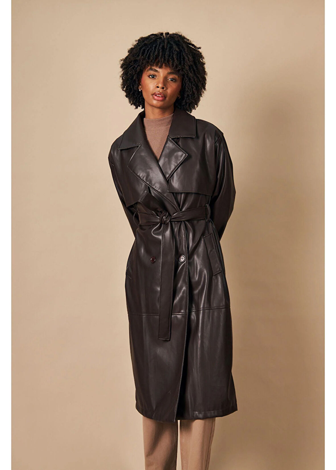 Allerli Kuşaklı Deri Trençkot 