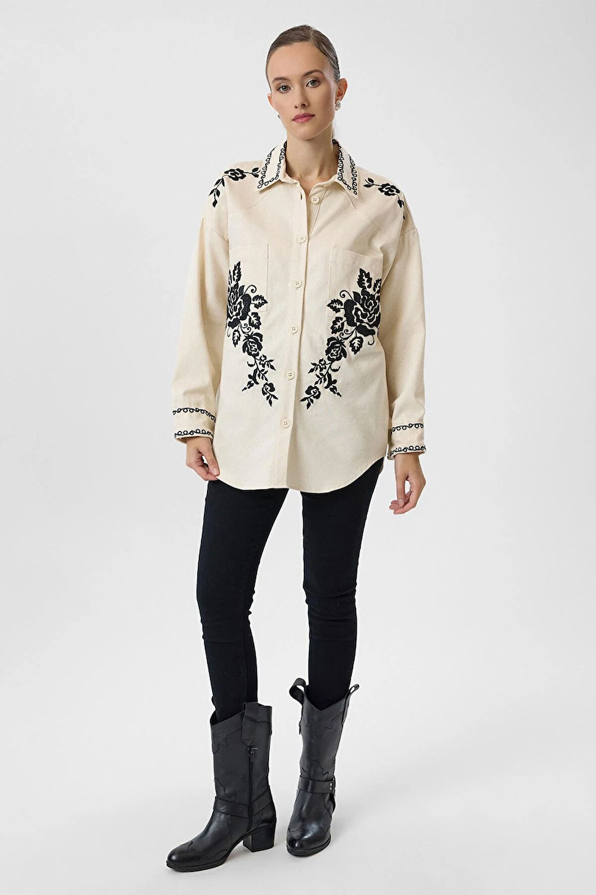 Nakışlı Cepli Gabardin Gömlek