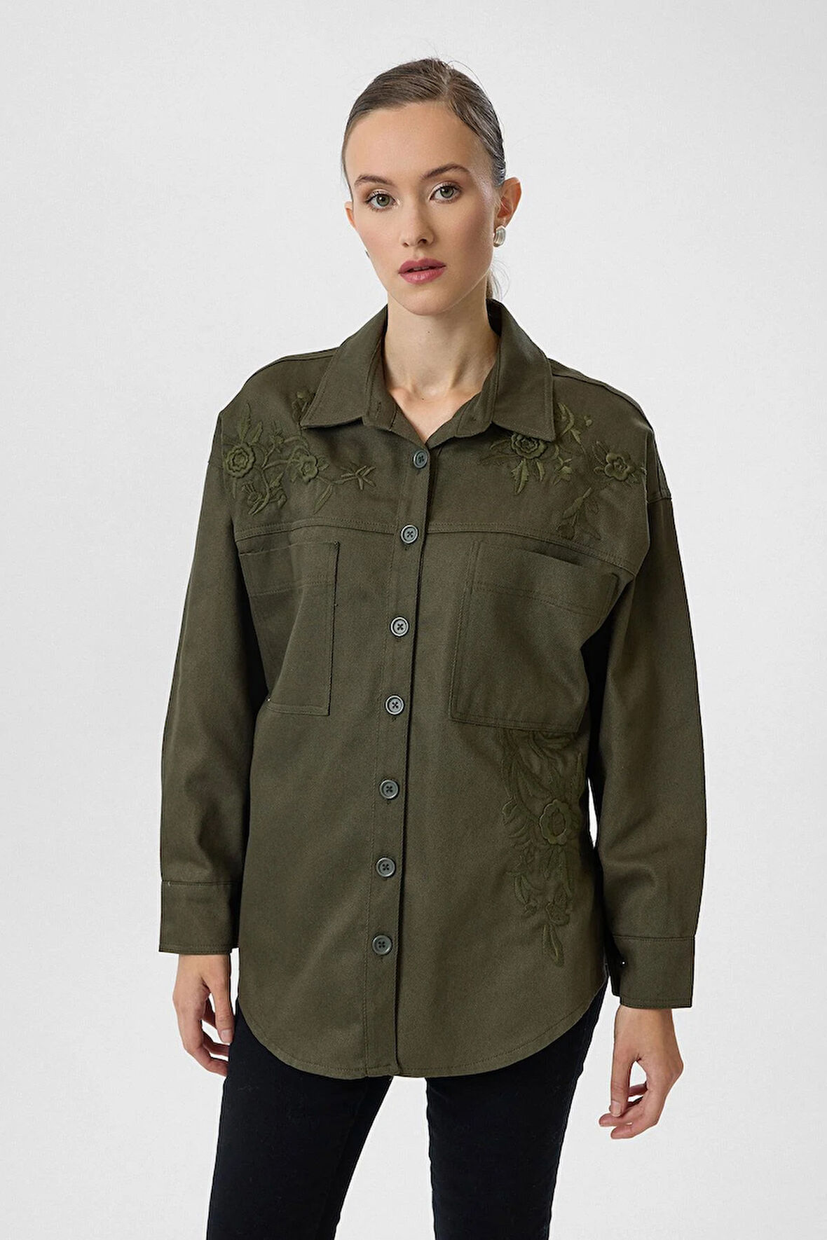 Gül Nakışlı Gabardin Gömlek