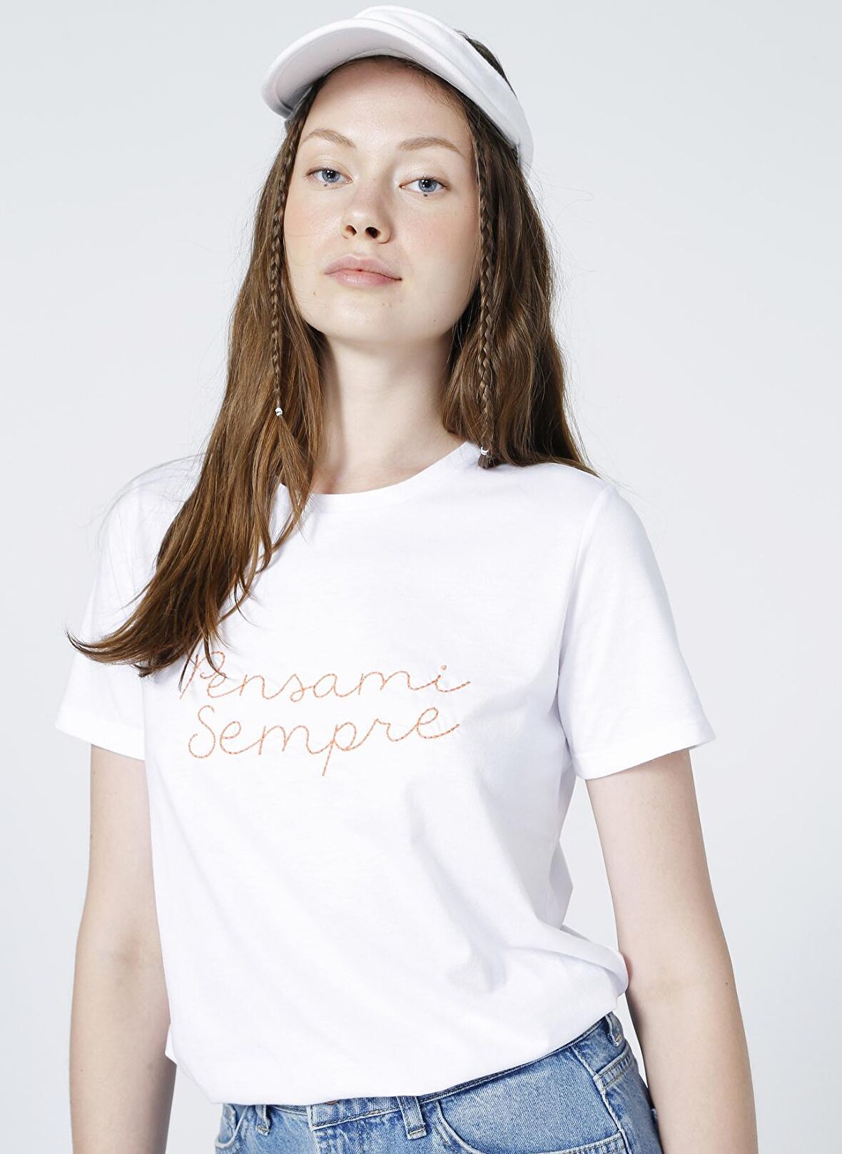 Nort Of Navy I-North61 Bisiklet Yaka Regular Fit Kısa Kollu %100 Pamuk Nakışlı Ekru Kadın T-Shirt