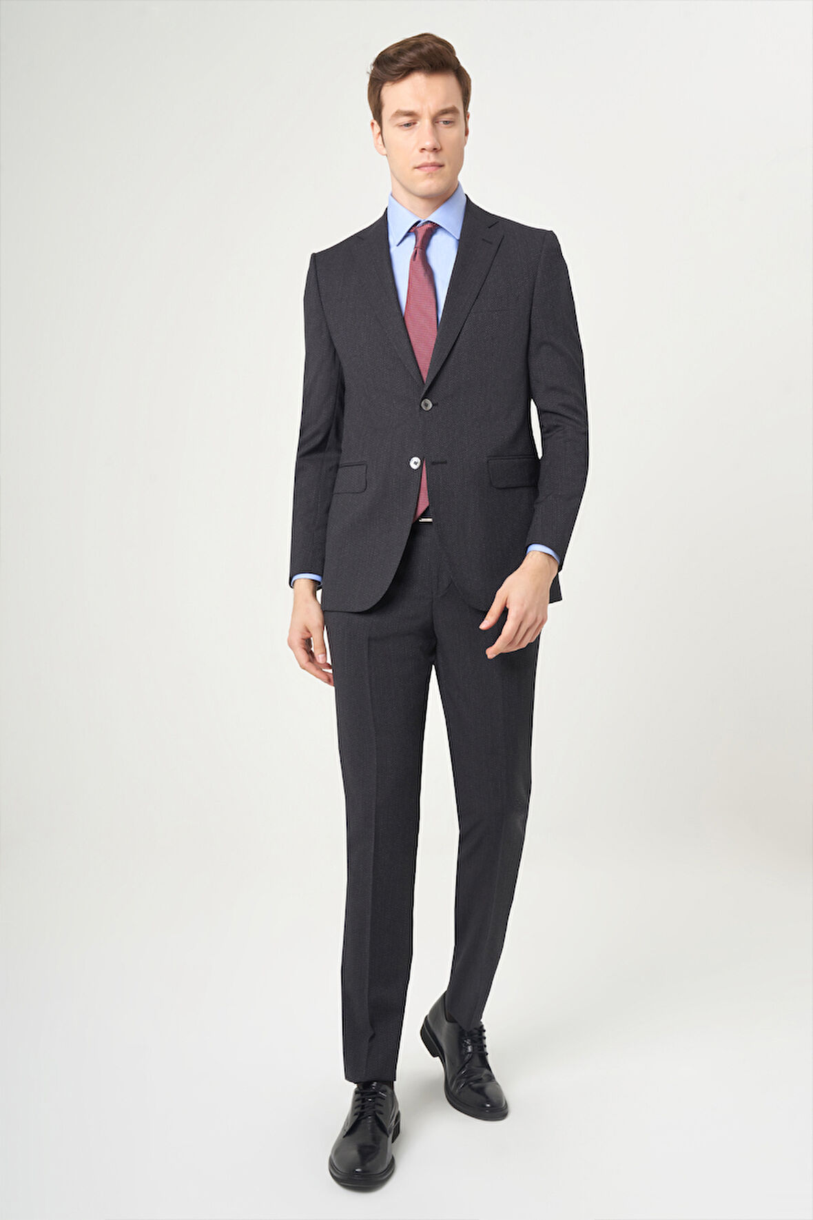 Bisse Erkek Modern Fit Mono Yaka 2 Düğme Çift Yırtmaçlı Takım Elbise Sıyah PTK22K22231_D99