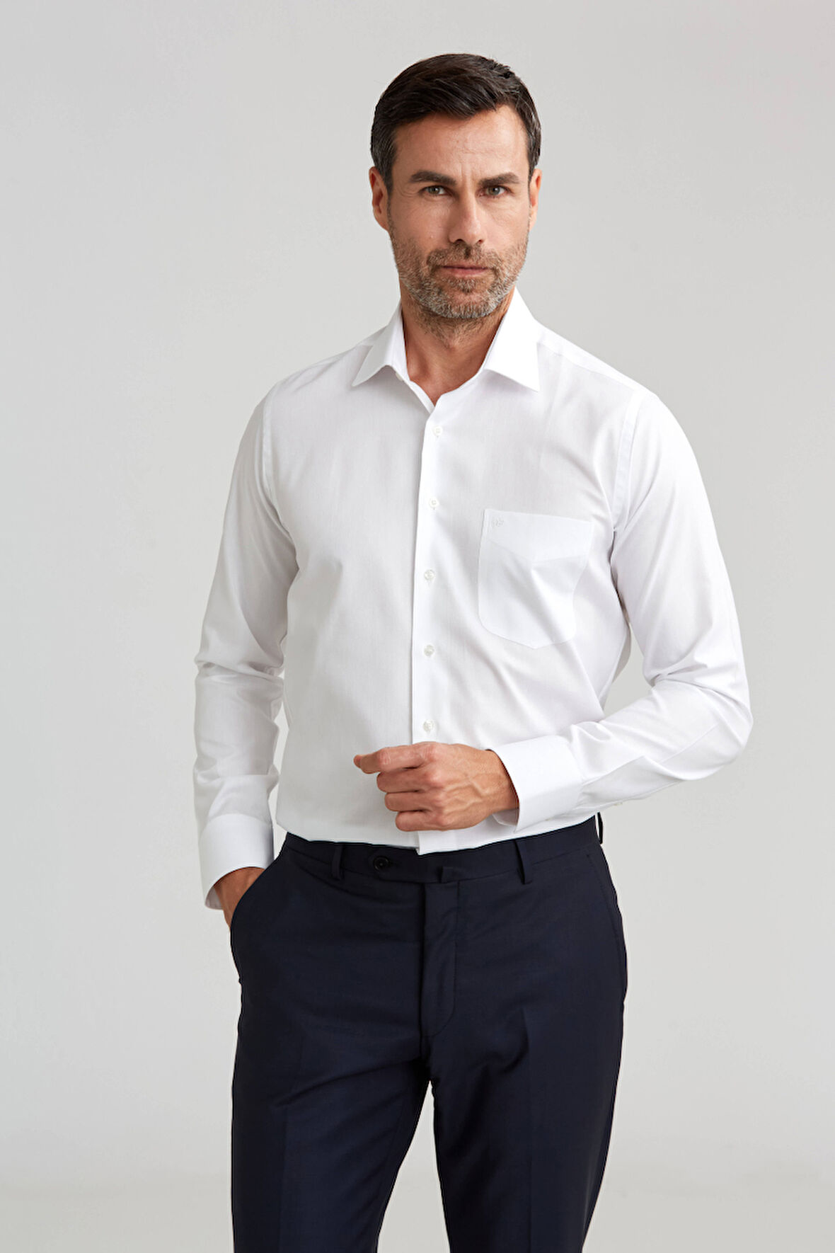 Bisse Regular Fit Klasik Beyaz Erkek Gömlek GM23K232059_D01