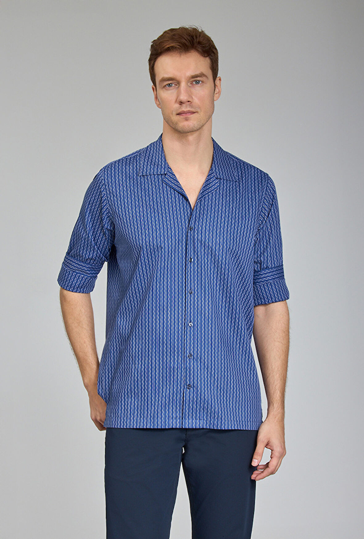 Bisse Regular Fit Apaj Yaka Lacivert Spor Erkek Gömlek GMCZG1722300204_D39