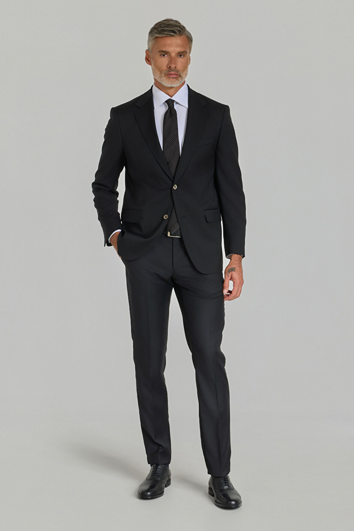 Bisse DOKUMA MONO YAKA ÇİFT YIRTMAÇ 6 DROP KLASİK TAKIM Sıyah PTK25YNOS001_D99